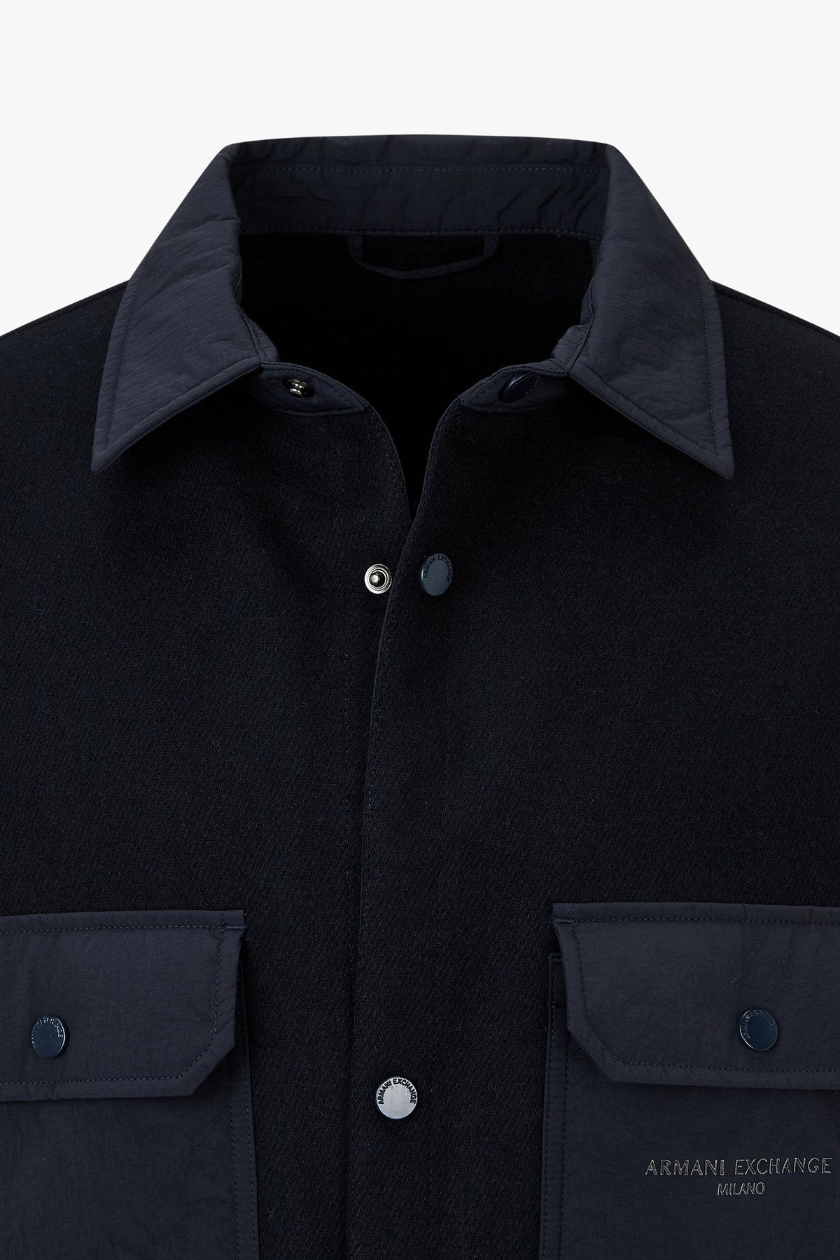 아르마니 익스체인지(ARMANI EXCHANGE) 남성 나일론 패치 포켓 셔츠 자켓_다크 네이비 A415310009