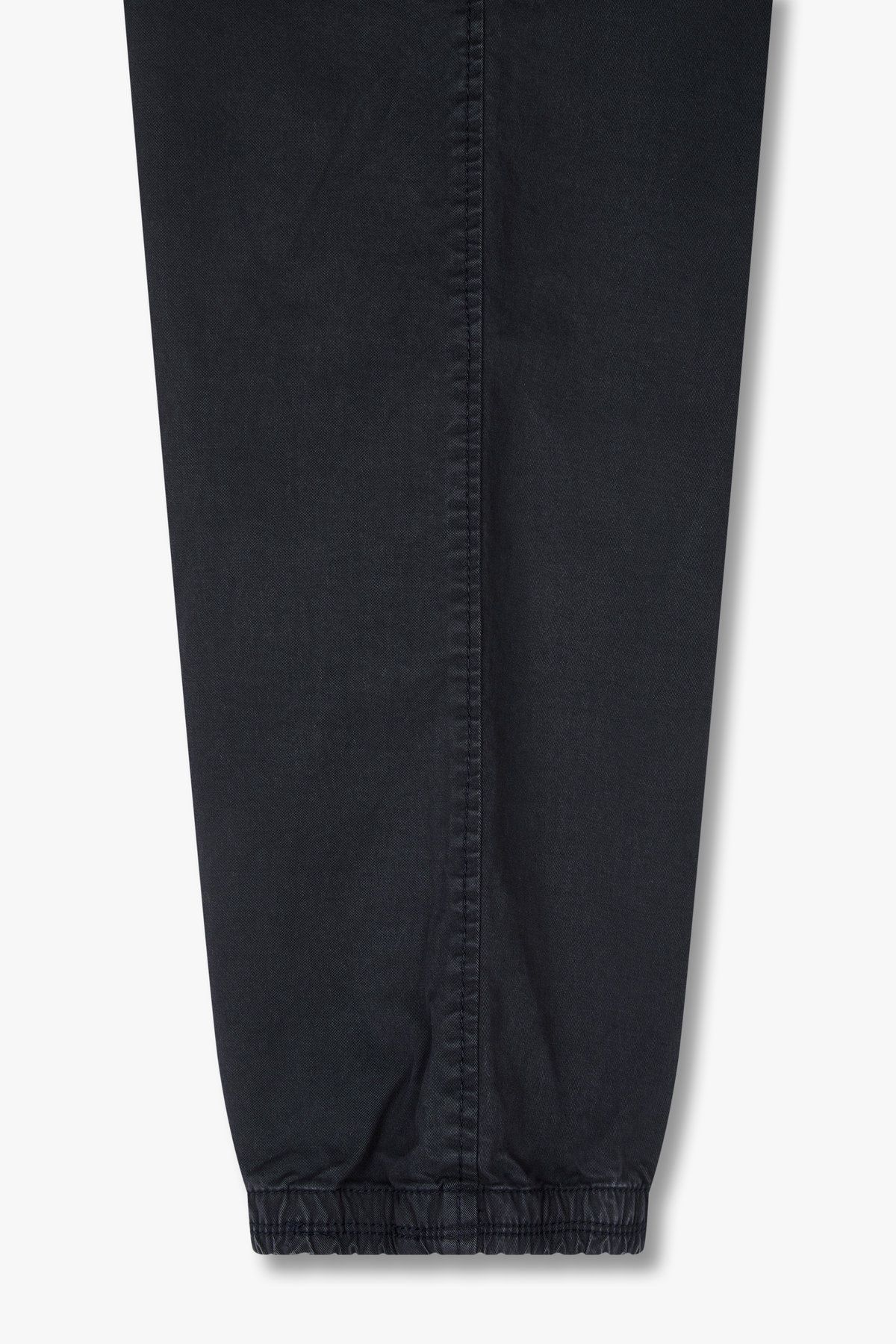 아르마니 익스체인지(ARMANI EXCHANGE) 남성 스트레치 트윌 테이퍼드 핏 팬츠_다크 네이비 A415342007