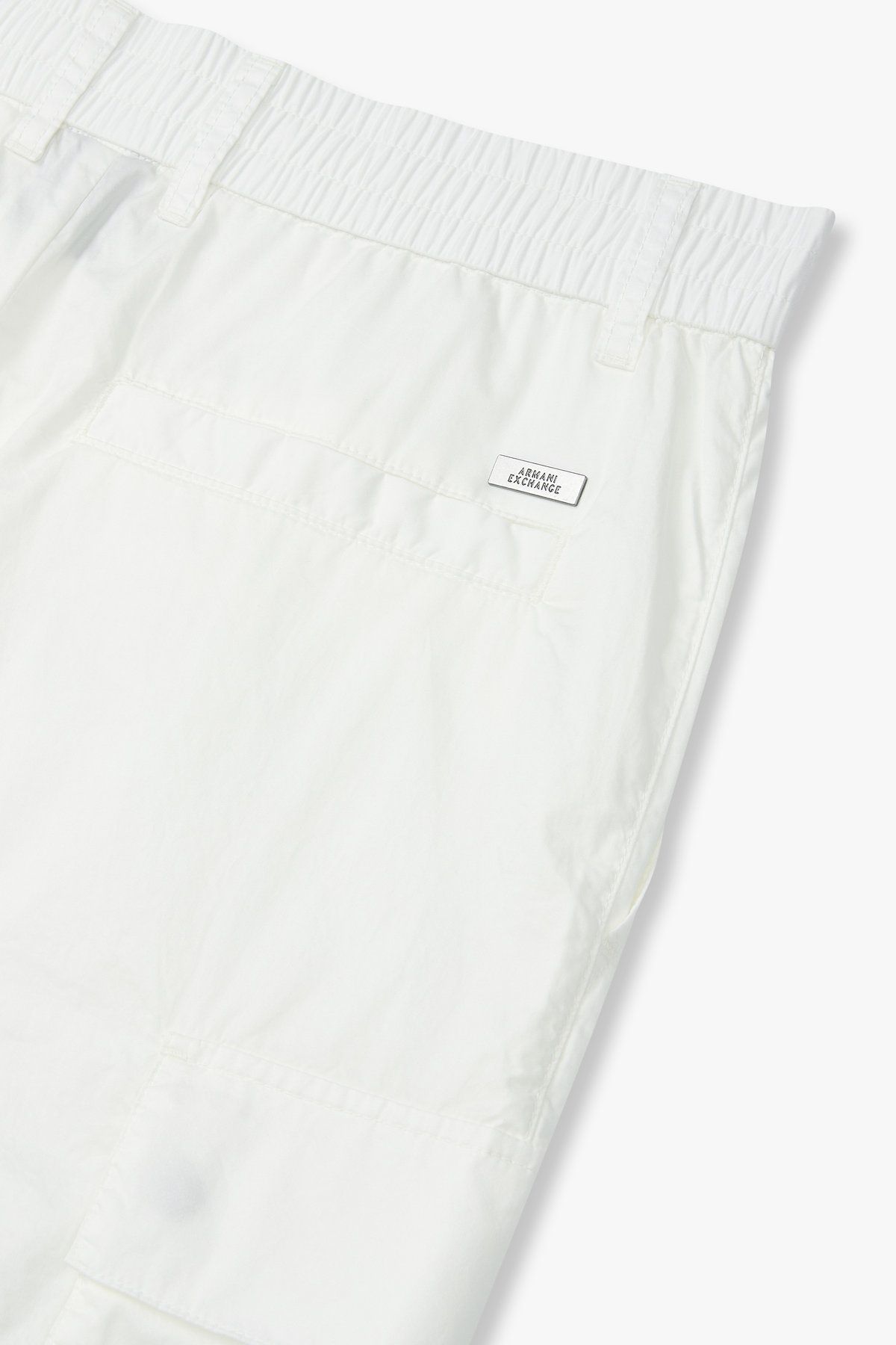 아르마니 익스체인지(ARMANI EXCHANGE) 남성 코튼 드로스트링 카고 쇼츠_화이트 A415342002