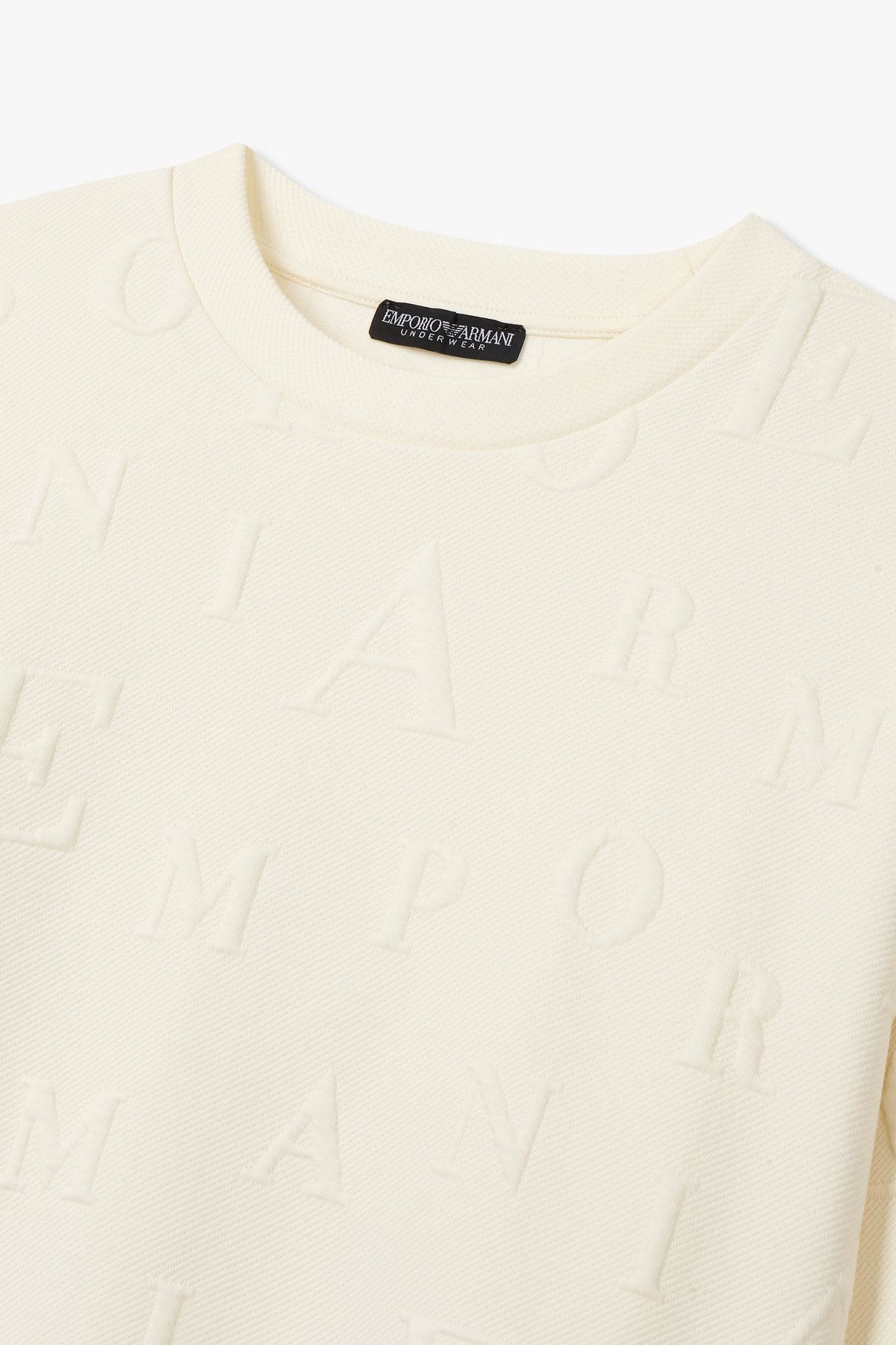 엠포리오 아르마니 언더웨어(EMPORIO ARMANI UNDERWEAR) 여성 엠보 알파벳 라운지 스웨트셔츠_아이보리 0825336510