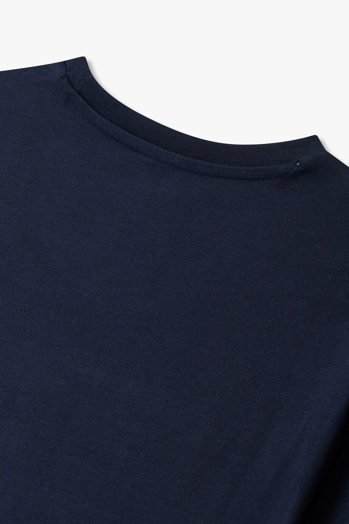 엠포리오 아르마니 언더웨어(EMPORIO ARMANI UNDERWEAR) 남성 이글 자수 숏 슬리브 라운지 티셔츠_마린 0815334001