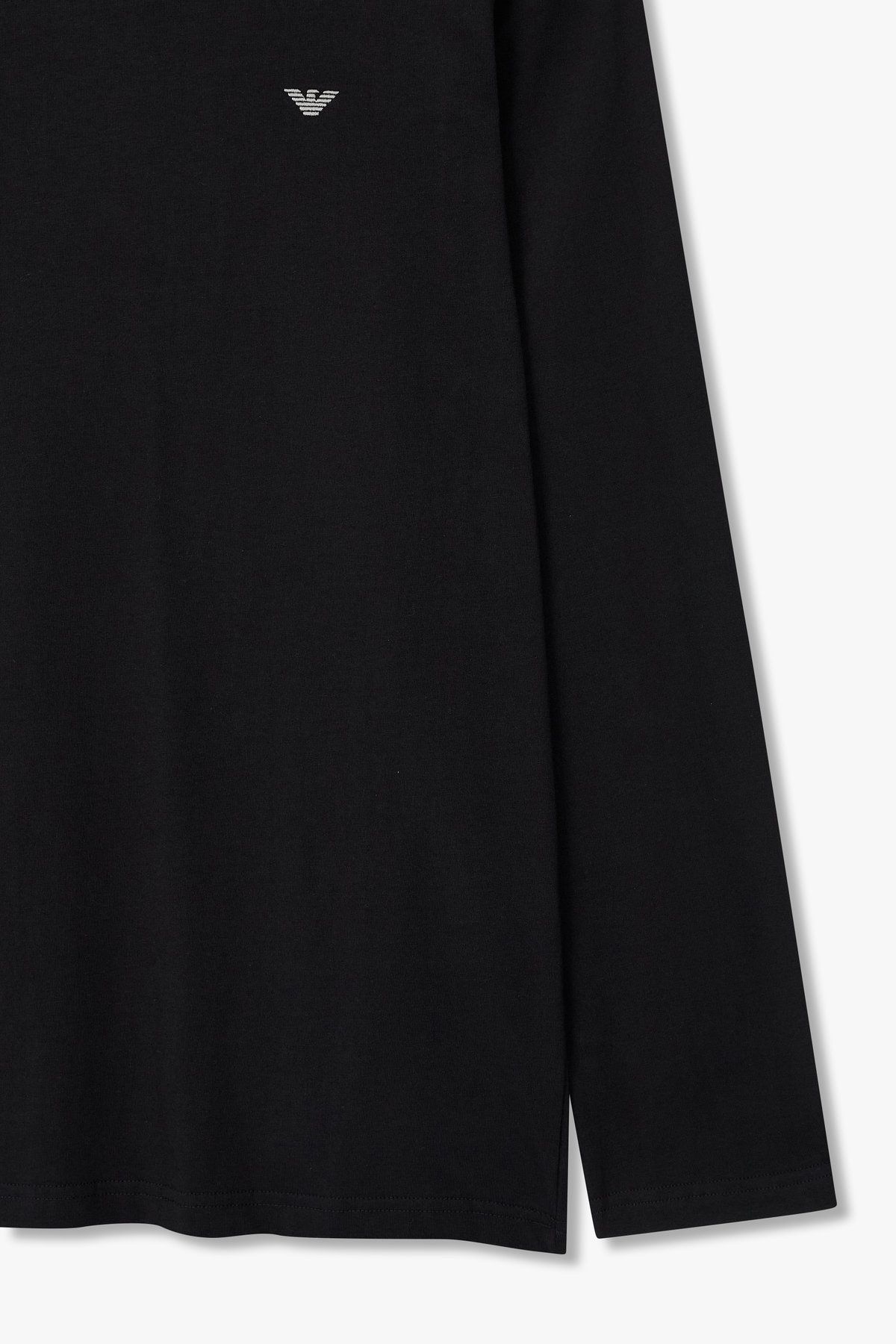 엠포리오 아르마니 언더웨어(EMPORIO ARMANI UNDERWEAR) 남성 이글 자수 롱 슬리브 라운지 티셔츠_블랙 0815336007