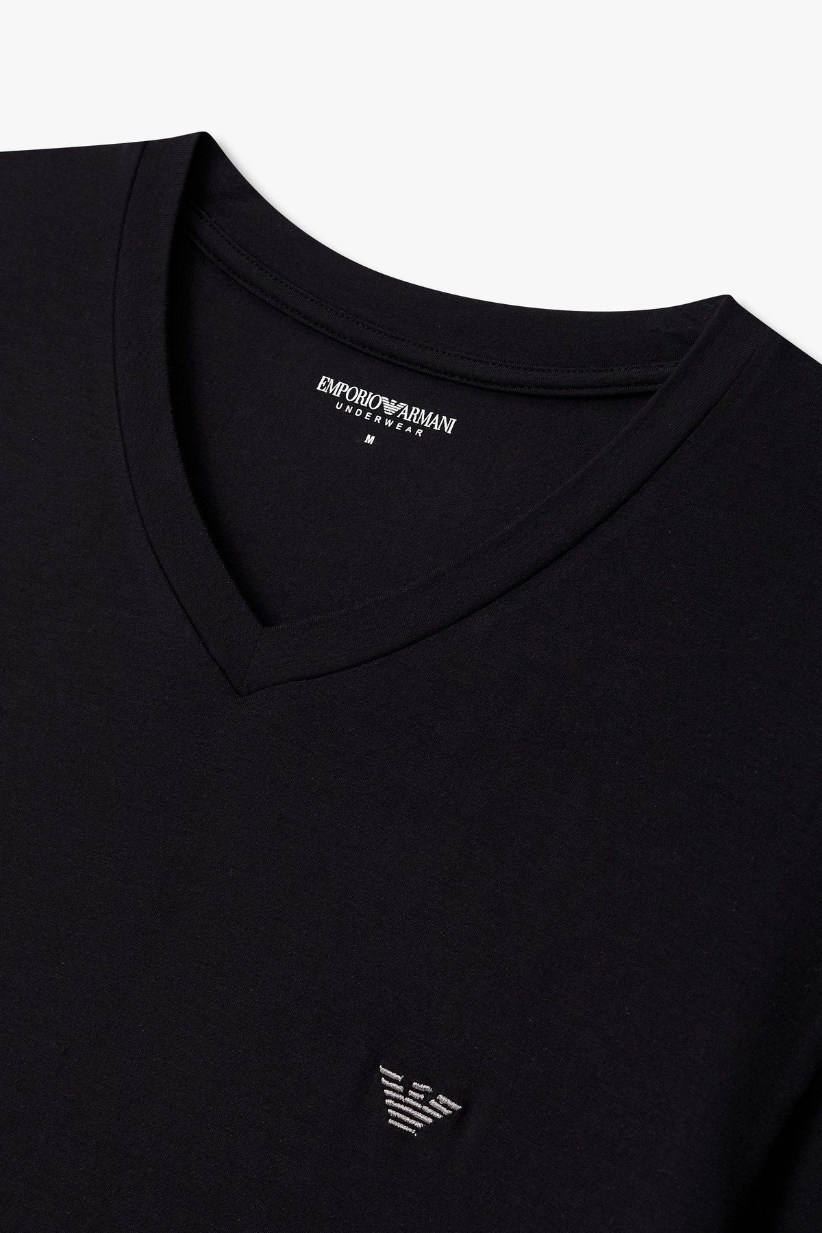 엠포리오 아르마니 언더웨어(EMPORIO ARMANI UNDERWEAR) 남성 스트레치 브이넥 라운지 티셔츠_블랙 0815335004