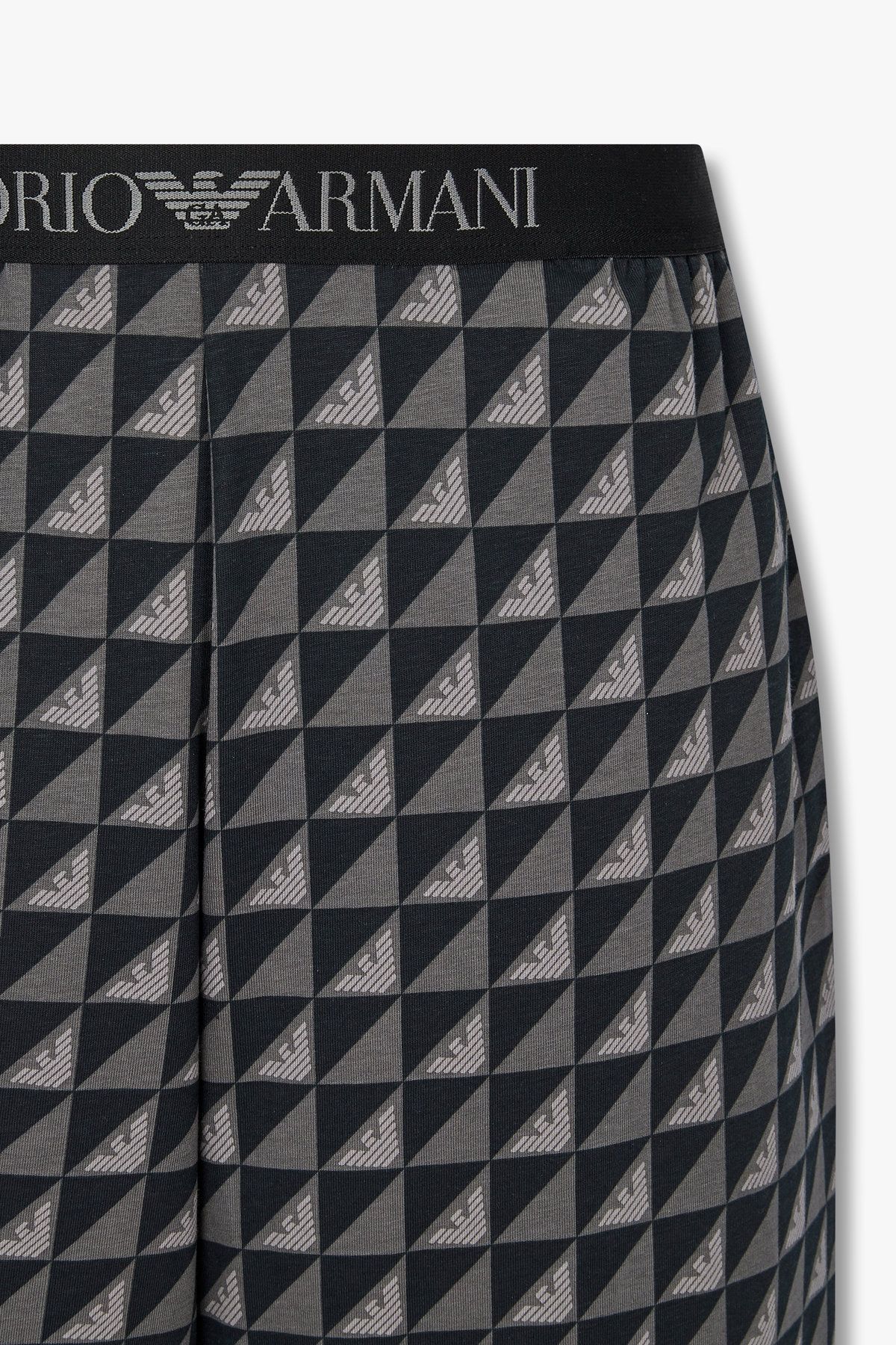 엠포리오 아르마니 언더웨어(EMPORIO ARMANI UNDERWEAR) 남성 로고 패턴 엘라스틱 라운지 쇼츠_블랙 0815331003