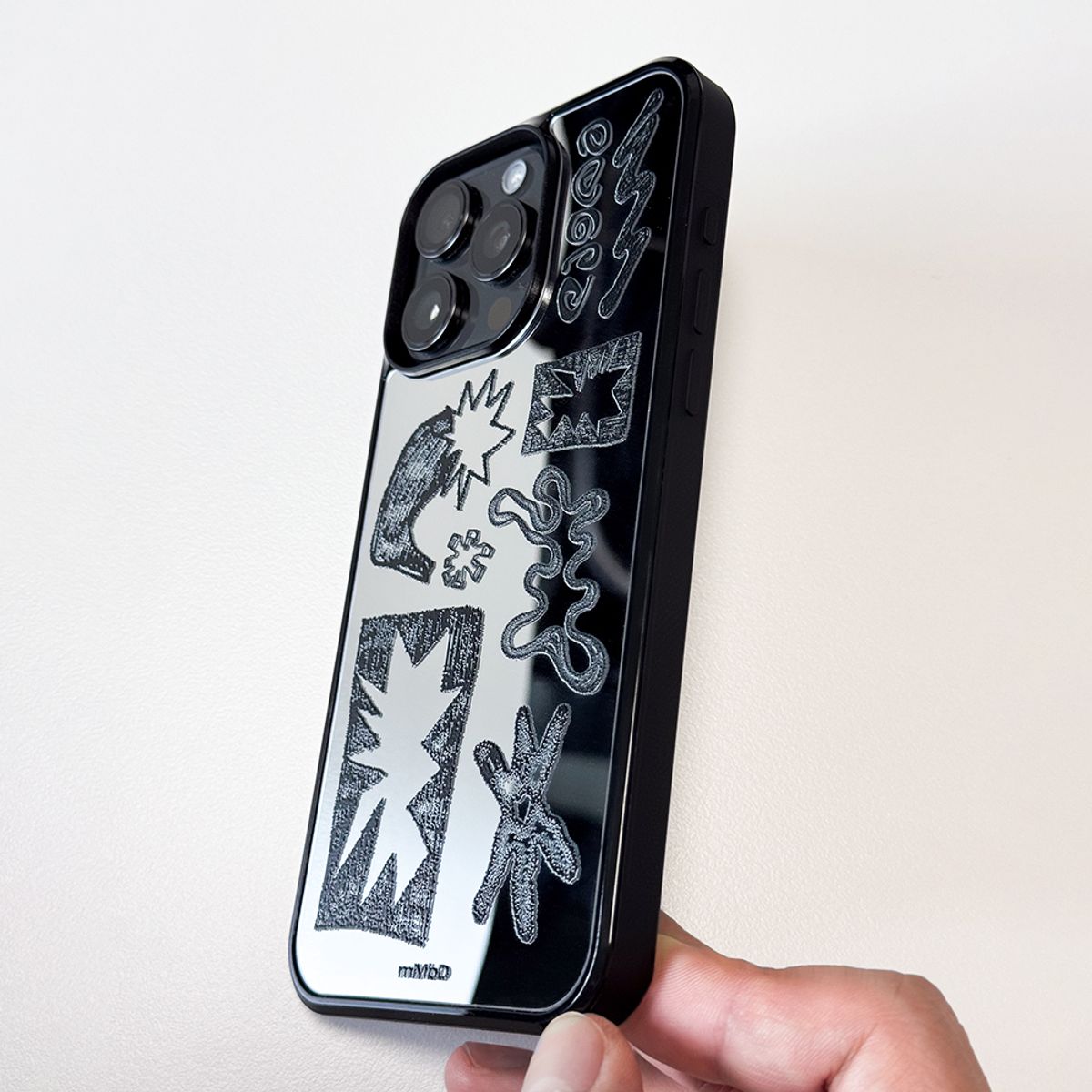 메모리즈바운더리(MEMORIESBOUNDARY) NEWTOPIA BioDoodle Bumper Mirror Phone Case (BK/MagSafe)