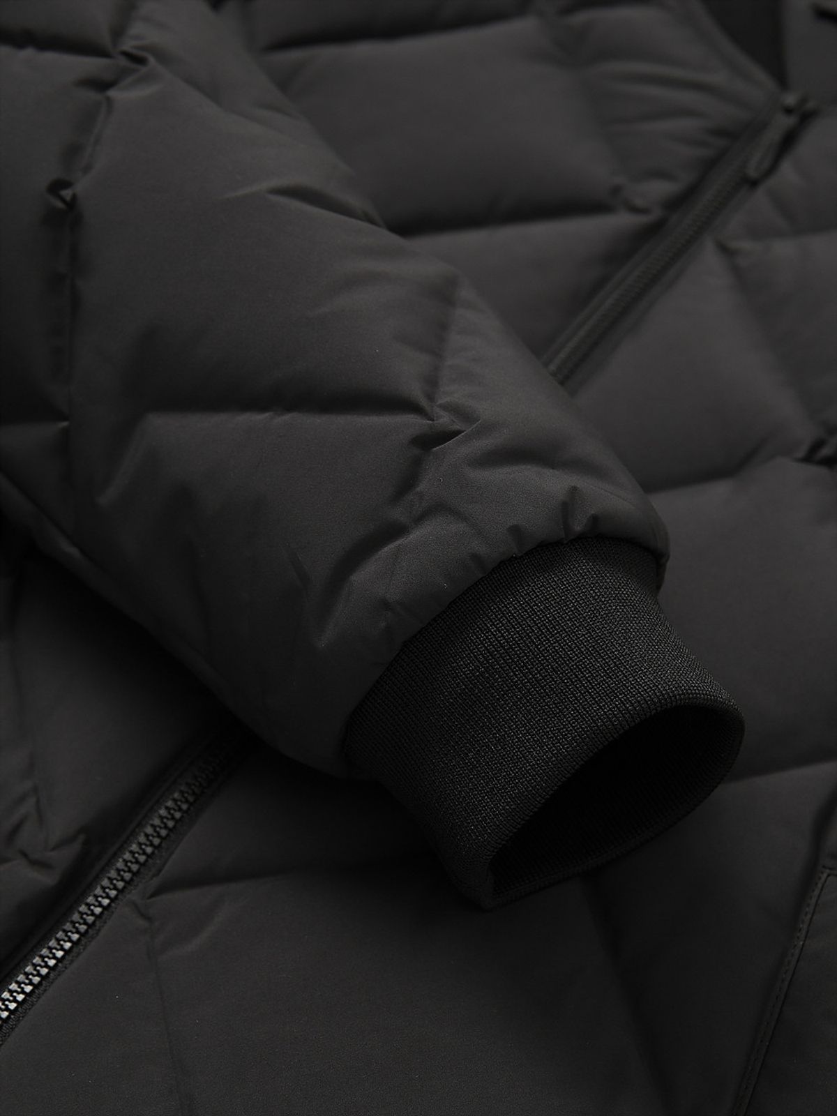 디스커버리 익스페디션(DISCOVERY EXPEDITION) 남성 디하스 튜브 다운 경량패딩 (BLACK)