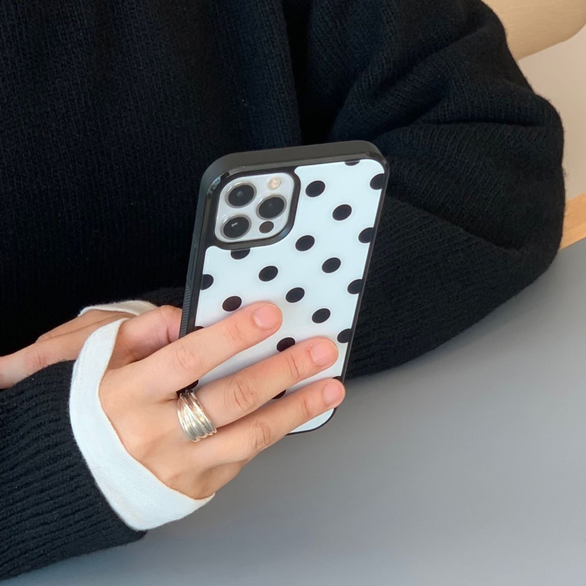 스위어(SWEEAR) DOT GLASS CASE (일반/맥세이프)