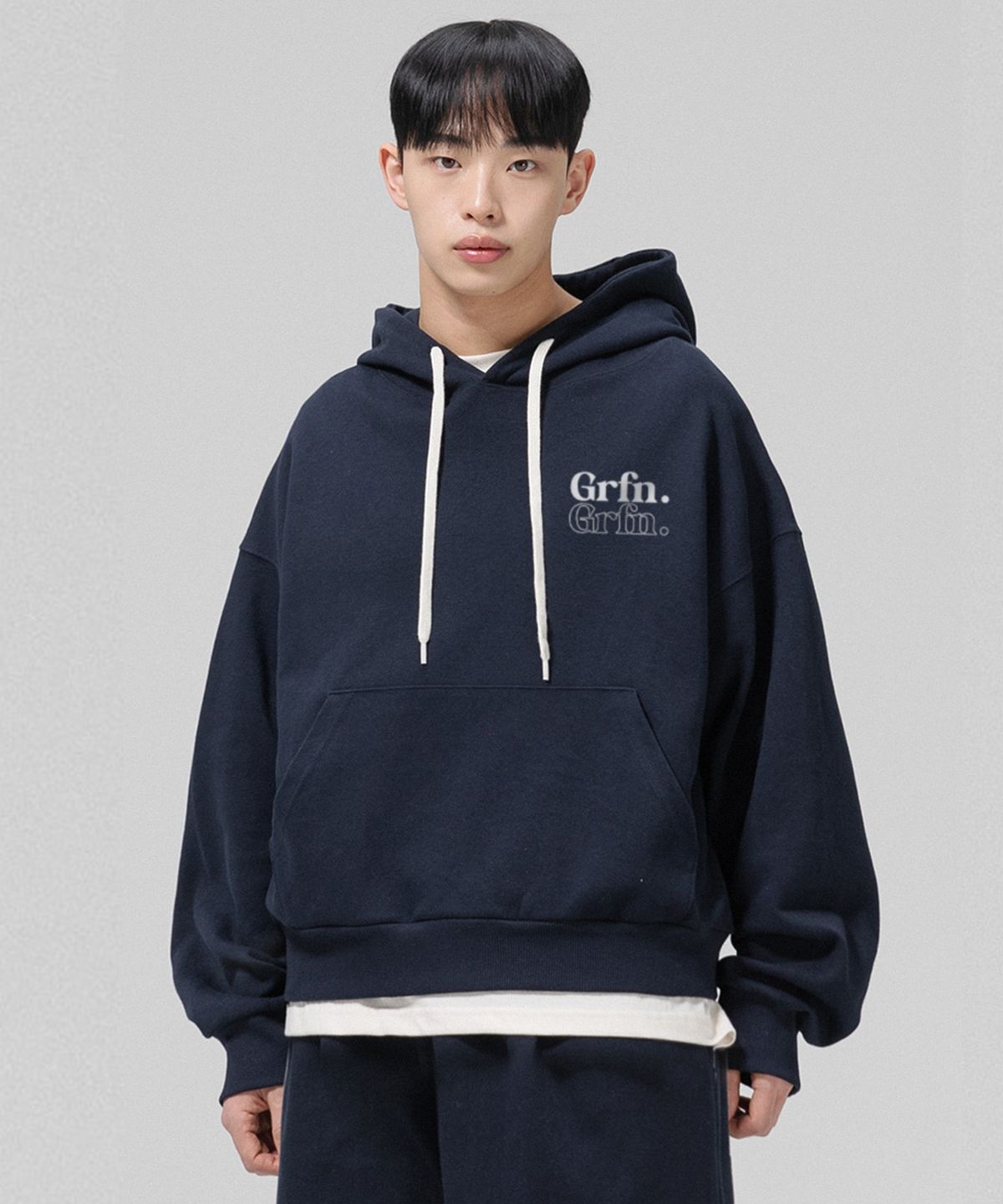 그랜피니(GRANFINNY) 오버핏 특양면 기모 페이스 오버 피어 벌룬 후디- 네이비