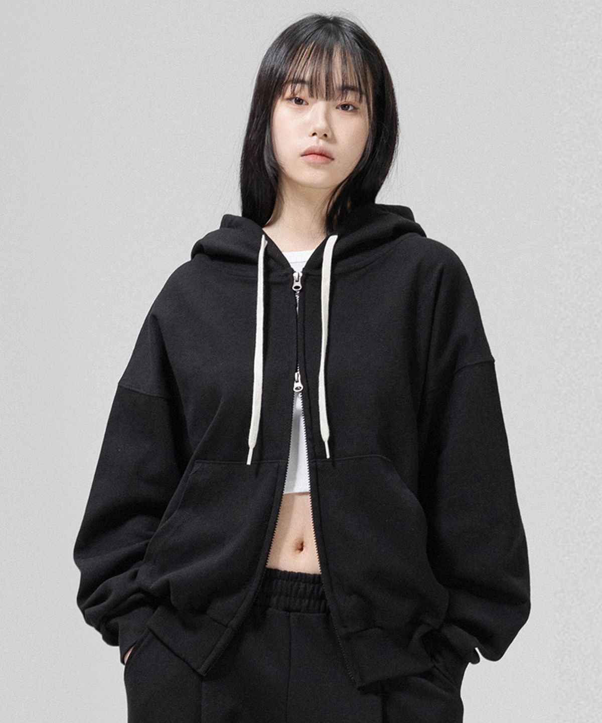 그랜피니(GRANFINNY) 오버핏 특양면 기모 투웨이 스웻 후드집업- 블랙