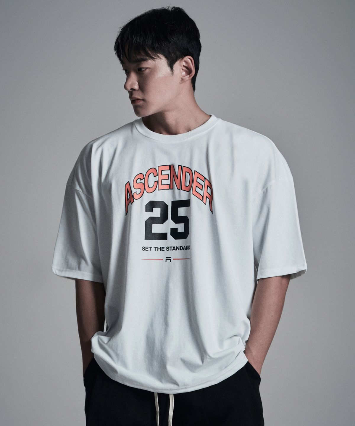 어센더(ASCENDER) 25넘버링 오버핏 숏슬리브 [화이트]