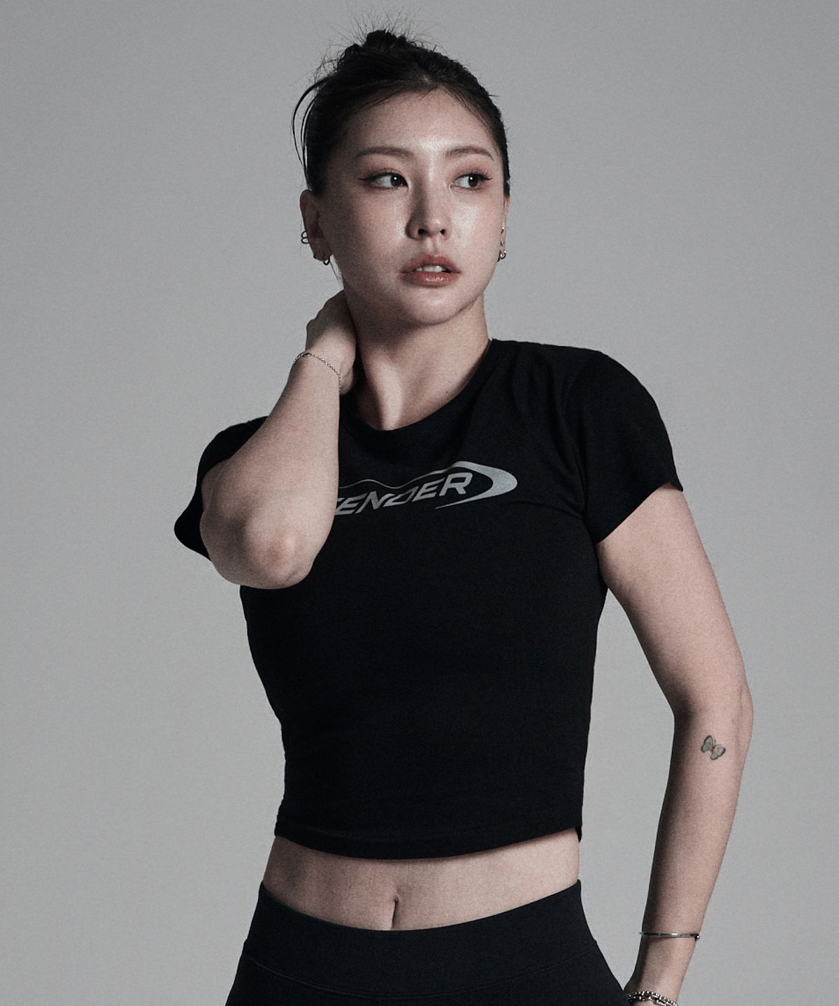 어센더(ASCENDER) (리플렉티브) 어센딩로고 크롭 숏슬리브 [블랙]