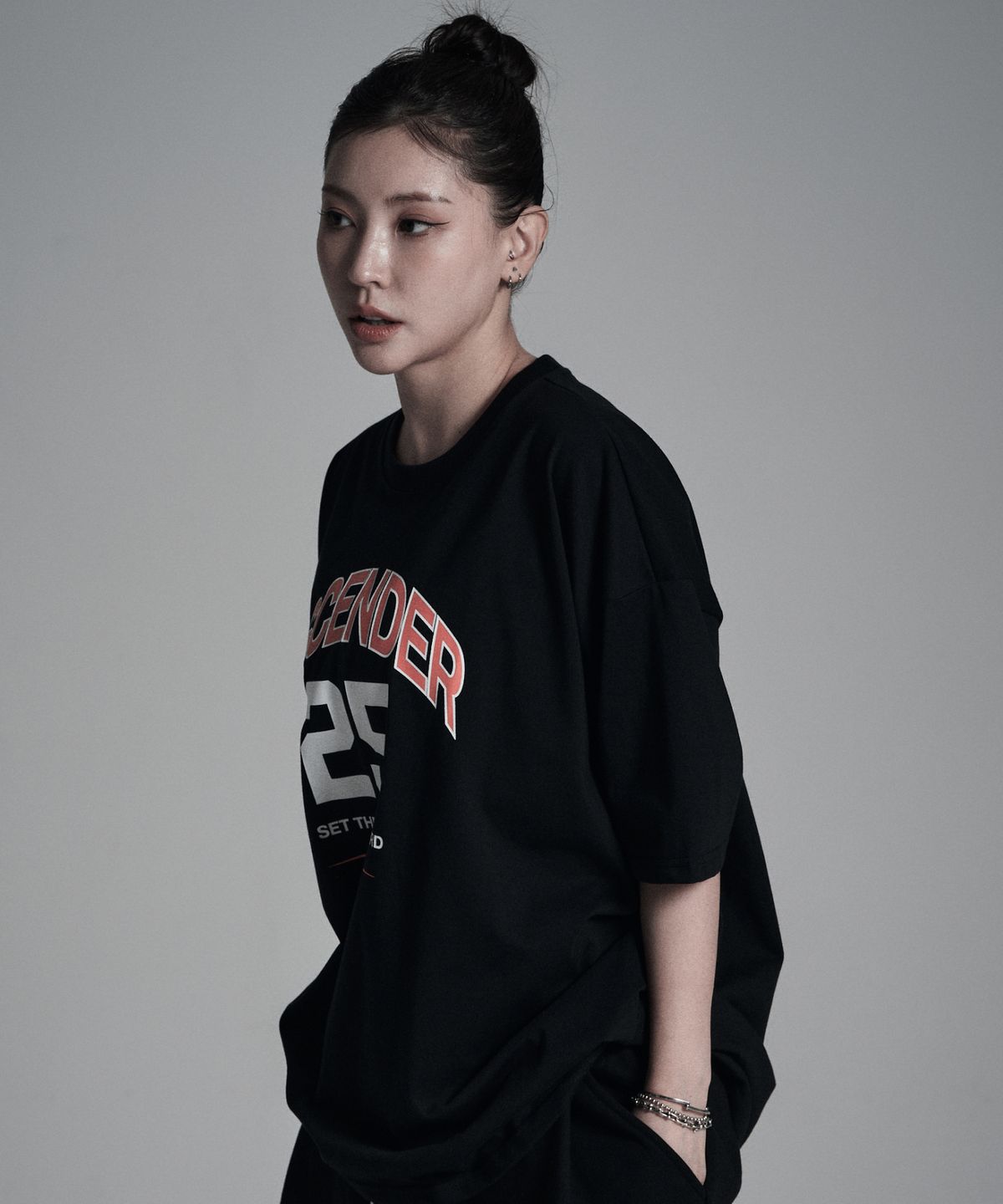 어센더(ASCENDER) 25넘버링 오버핏 숏슬리브 [블랙]