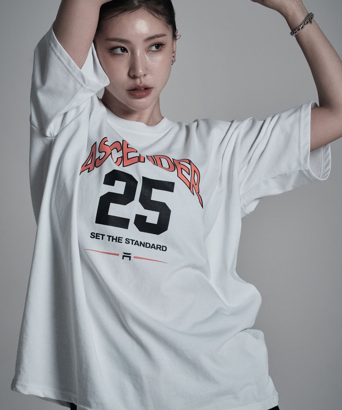 어센더(ASCENDER) 25넘버링 오버핏 숏슬리브 [화이트]