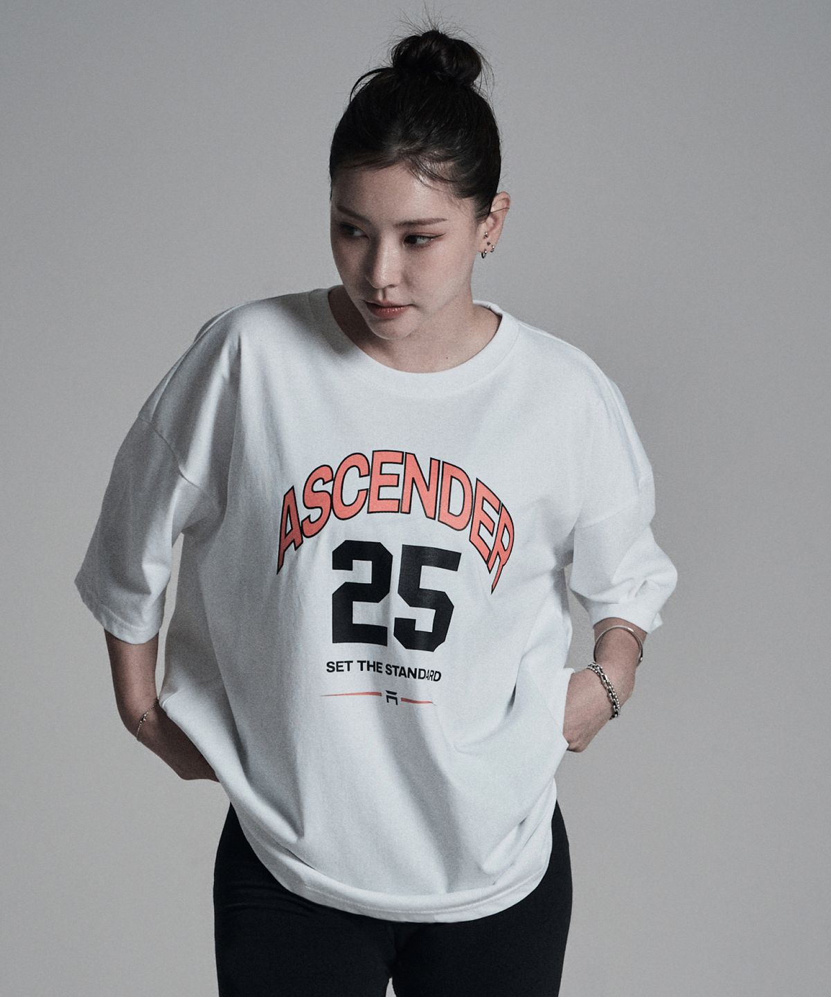 어센더(ASCENDER) 25넘버링 오버핏 숏슬리브 [화이트]