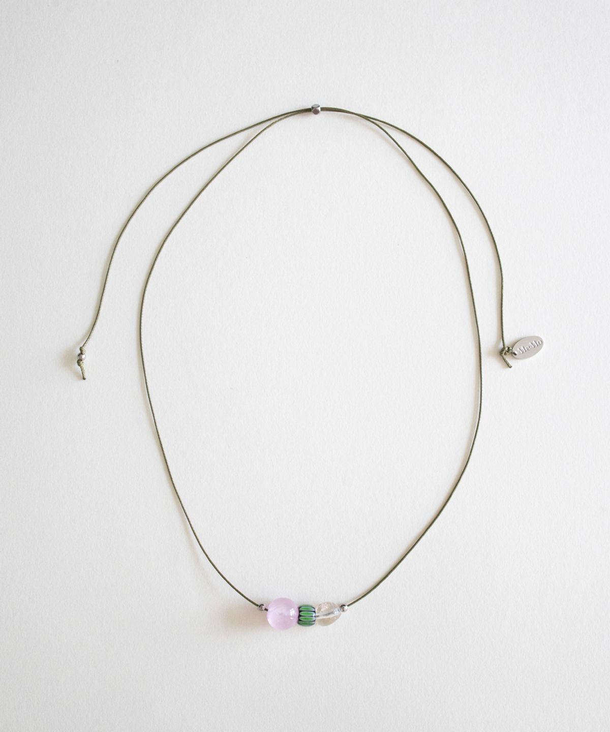 메리모티브(MERRYMOTIVE) Natural mood gem with string necklace
