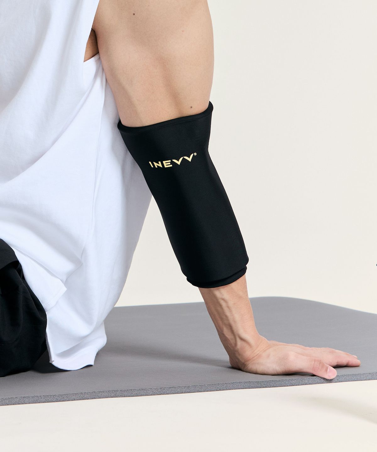 이네브(INEVV) 이네브 리커버리 젤팩 슬리브