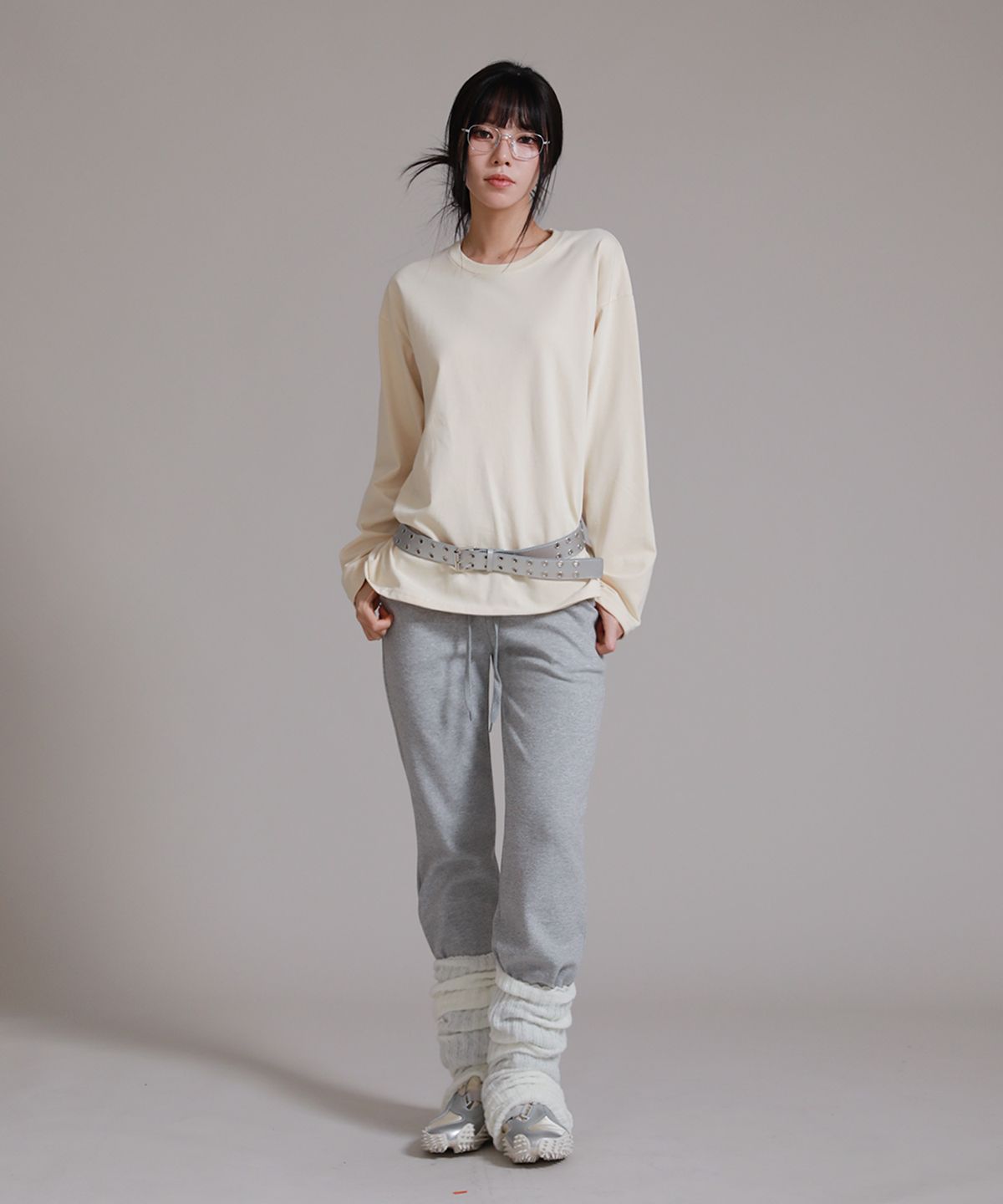라이크더모스트(LIKE THE MOST) 롱 슬리브 오버핏 무지 긴팔 티셔츠 4colors