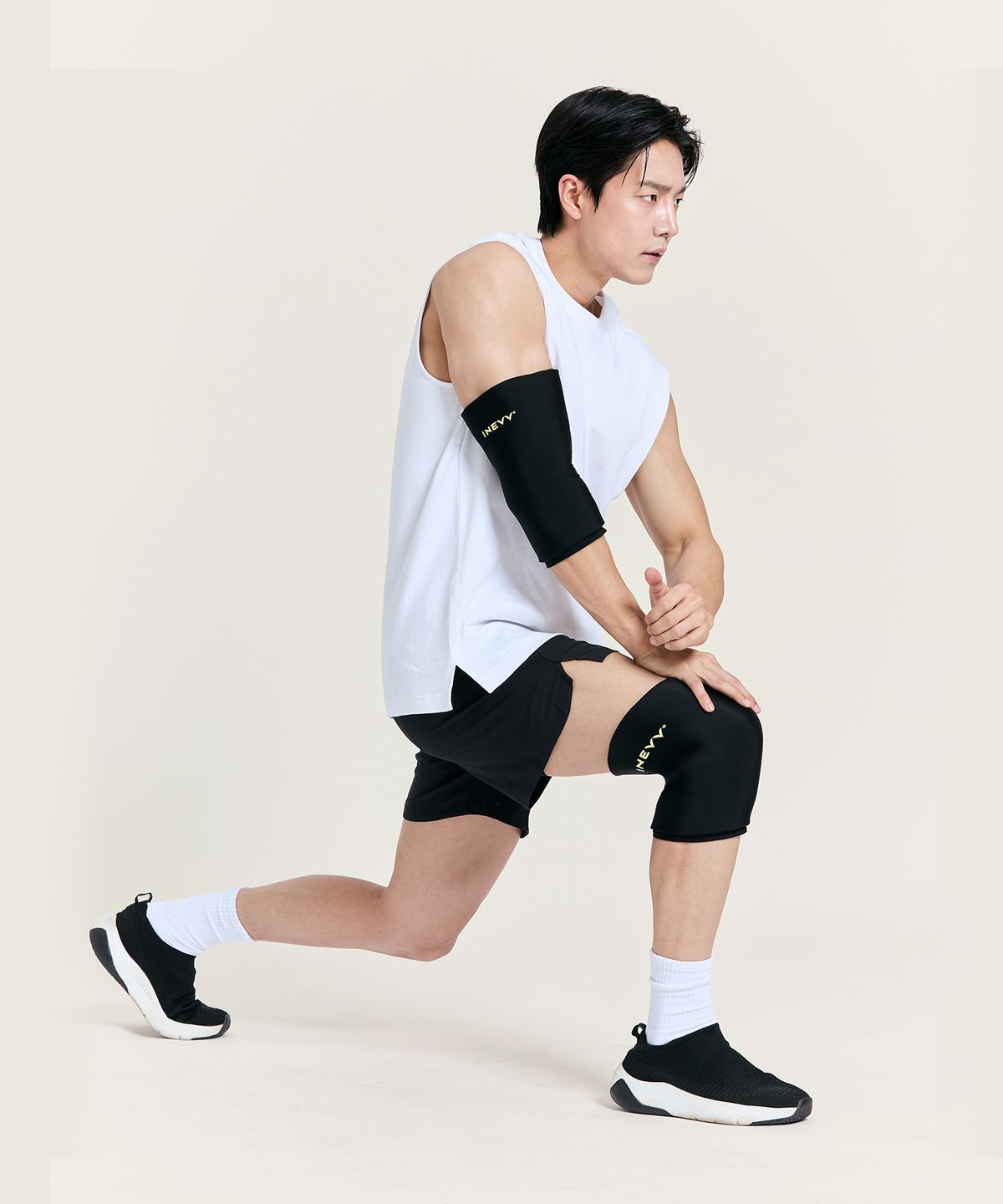 이네브(INEVV) 이네브 리커버리 젤팩 무릎밴드
