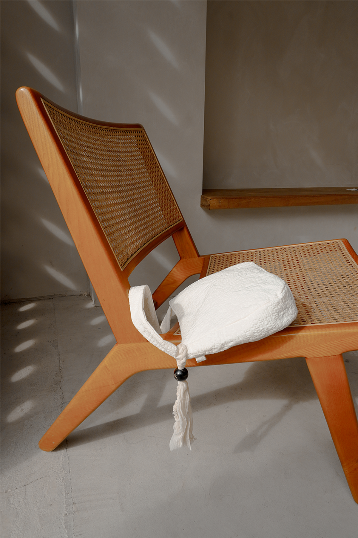 스튜디오데생(STUDIODESSIN) Charcoal&Paper_Paper Bag(White)