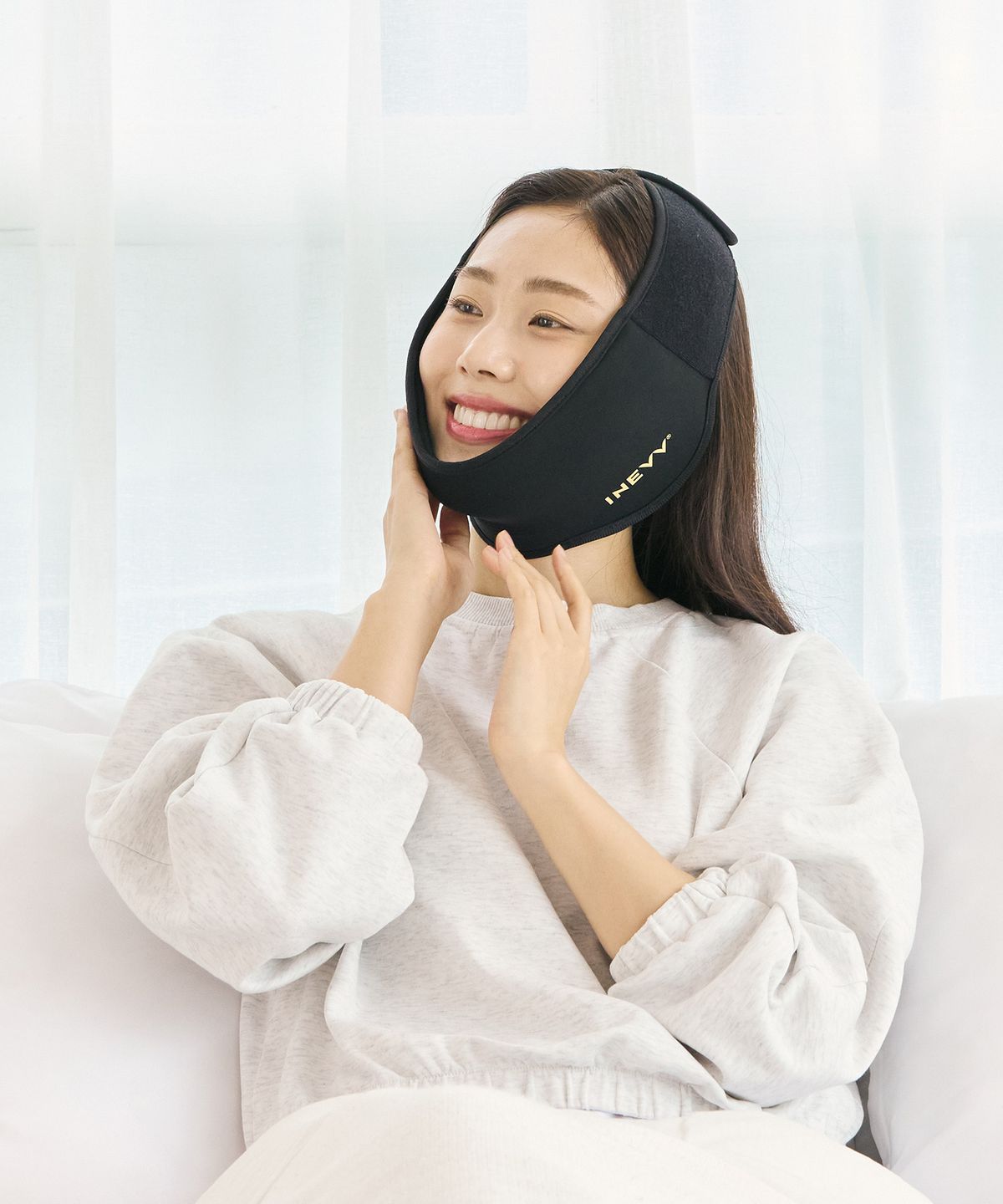 이네브(INEVV) 이네브 리커버리 젤팩 헤드밴드