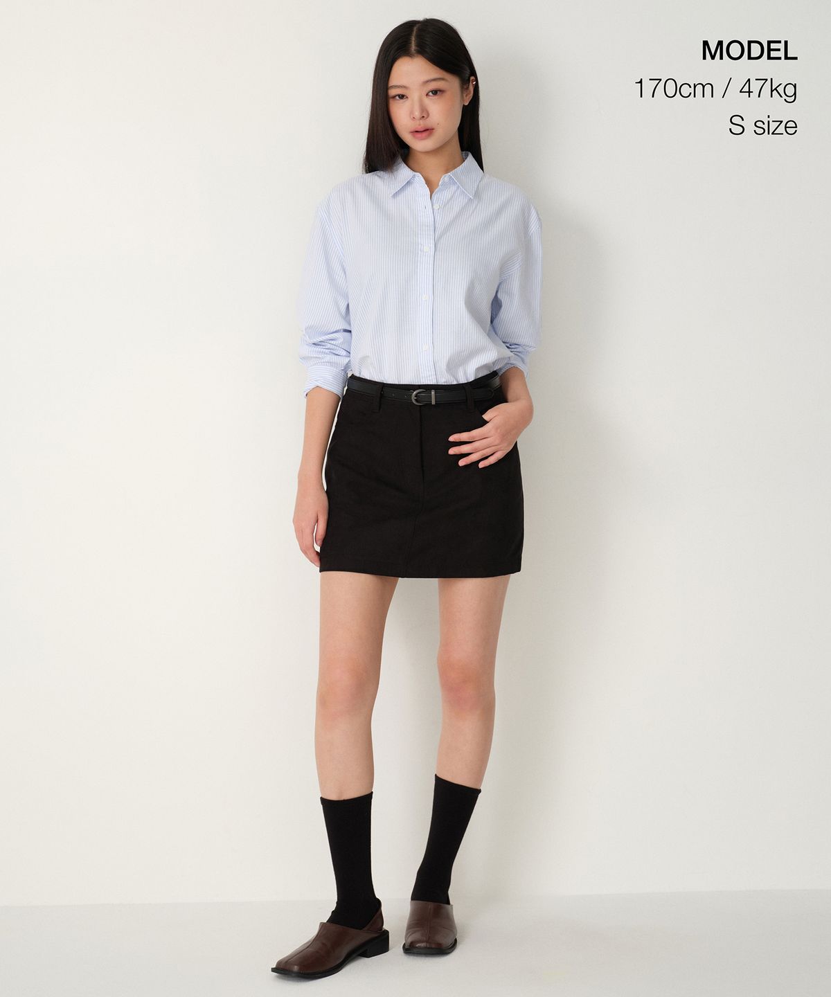 무신사 스탠다드 우먼(MUSINSA STANDARD WOMAN) 우먼즈 신세틱 스웨이드 미니 스커트 [블랙]