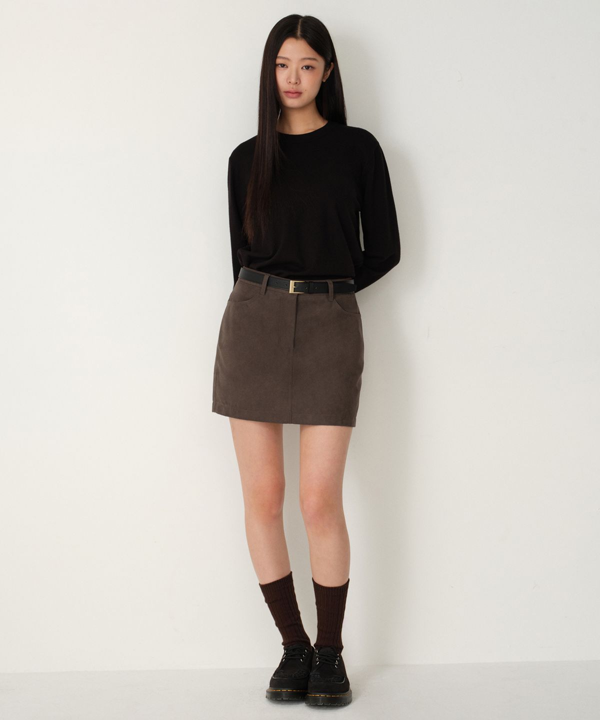 무신사 스탠다드 우먼(MUSINSA STANDARD WOMAN) 우먼즈 신세틱 스웨이드 미니 스커트 [브라운]