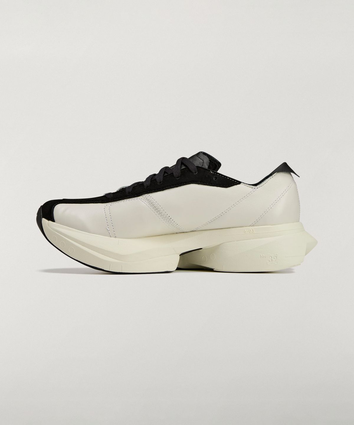와이쓰리(Y-3) Y-3 아디오스 프로 3.0 LX - 그레이 / JQ4535
