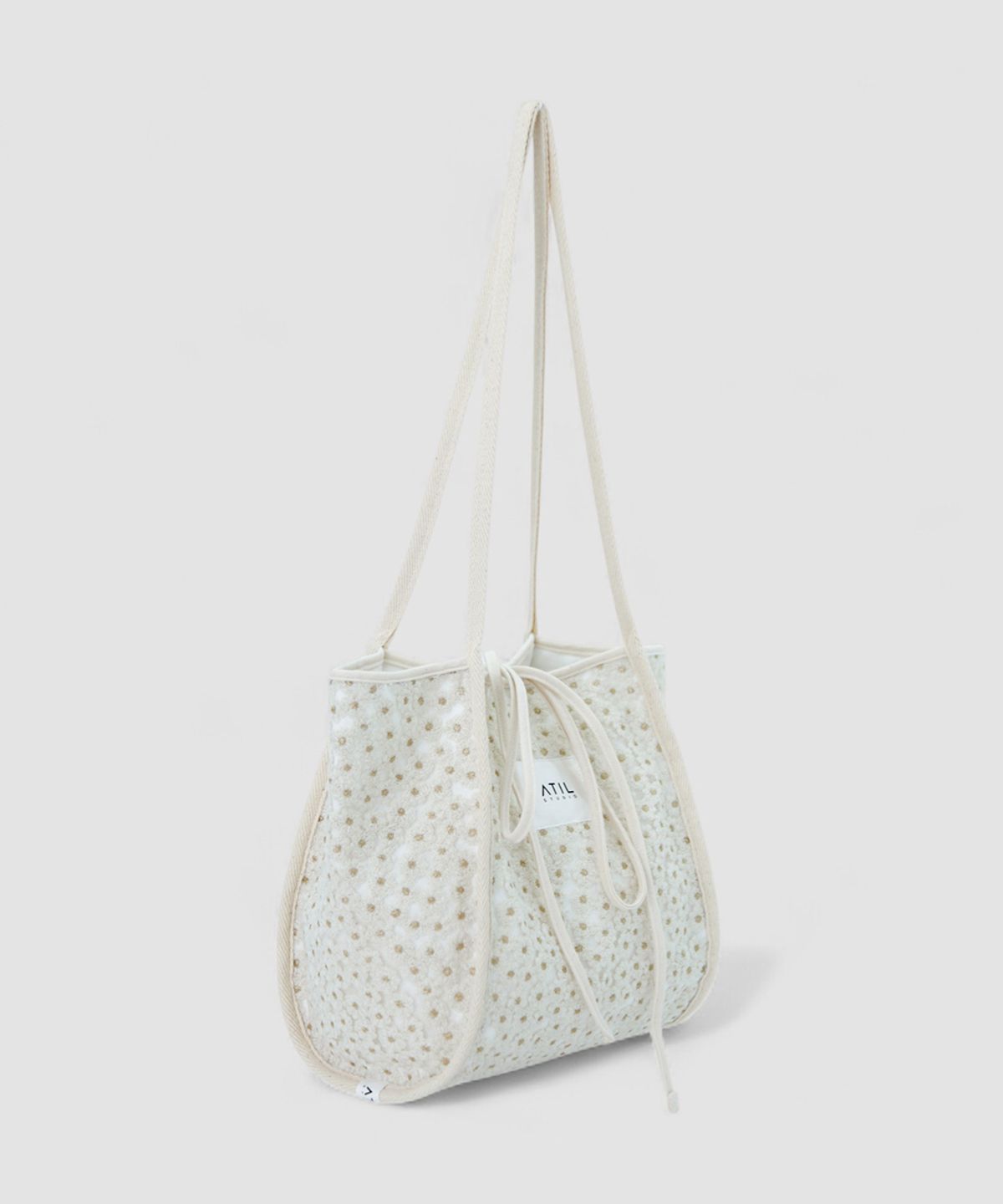 어틸스튜디오(ATIL STUDIO) 플로럴 코지 토트앤 숄더백 _ [베이지]