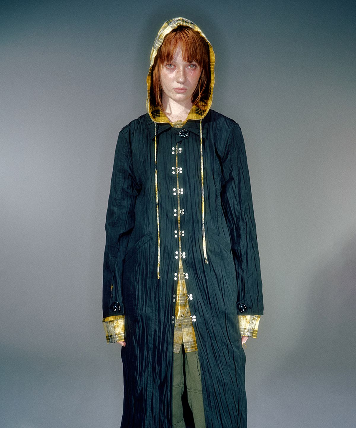 베이컨트 아카이브(VACANT ARCHIVE) HADID WRINKLE HOOK COAT (2COLOR)