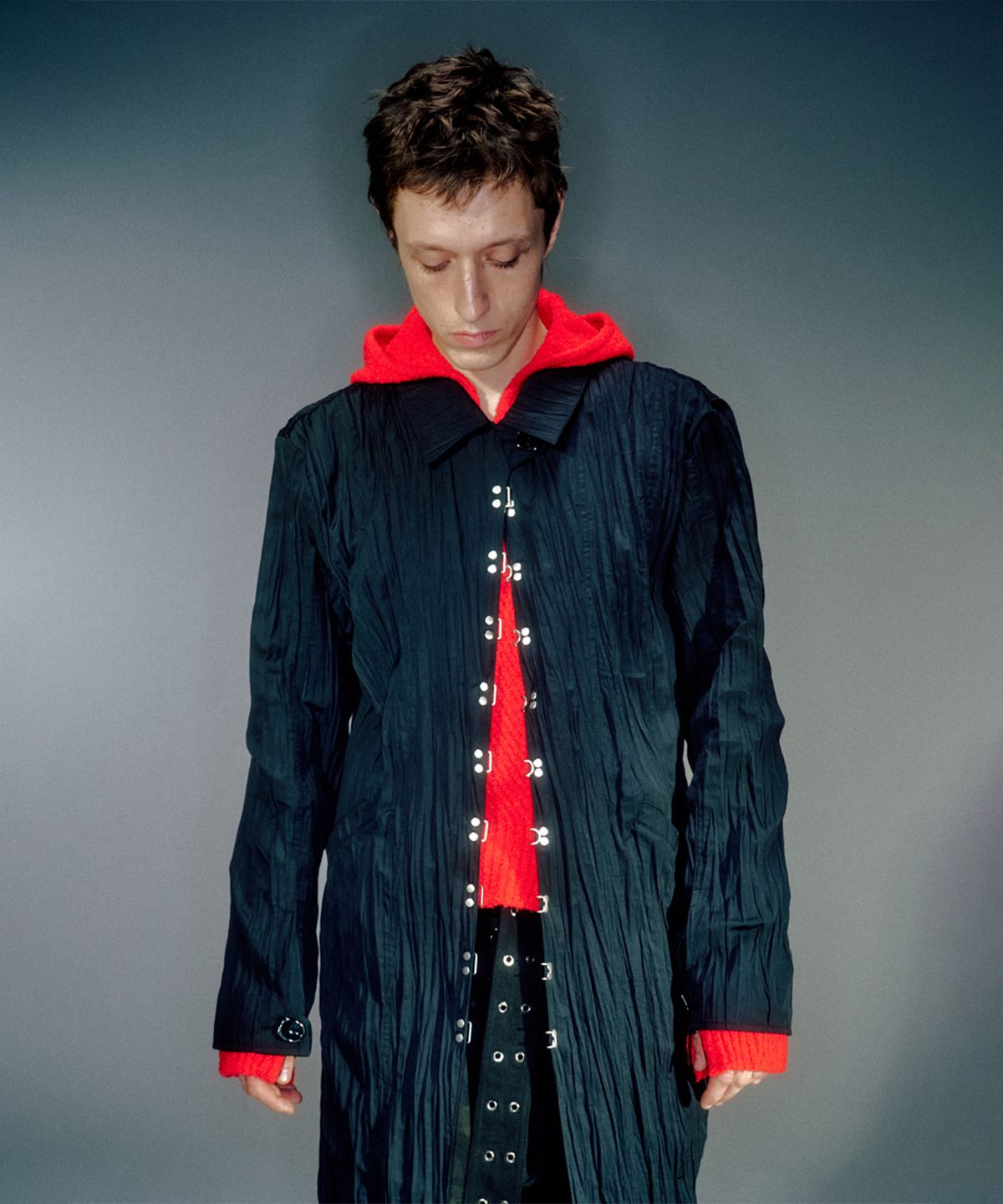 베이컨트 아카이브(VACANT ARCHIVE) HADID WRINKLE HOOK COAT (2COLOR)