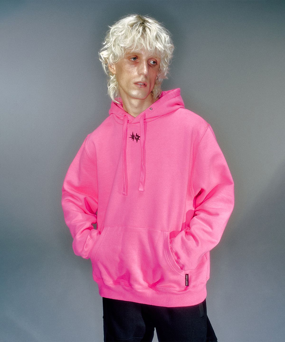 베이컨트 아카이브(VACANT ARCHIVE) VACANT LOGO HOODIE (3COLOR)