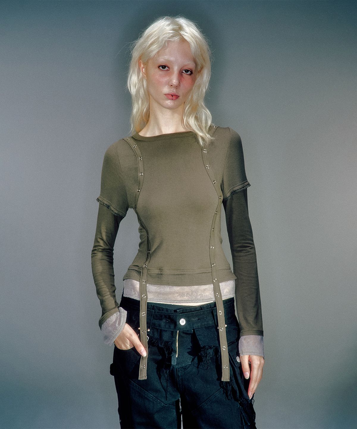 베이컨트 아카이브(VACANT ARCHIVE) LENO TRIPLE LAYERED LONG SLEEVE TOP (3COLOR)