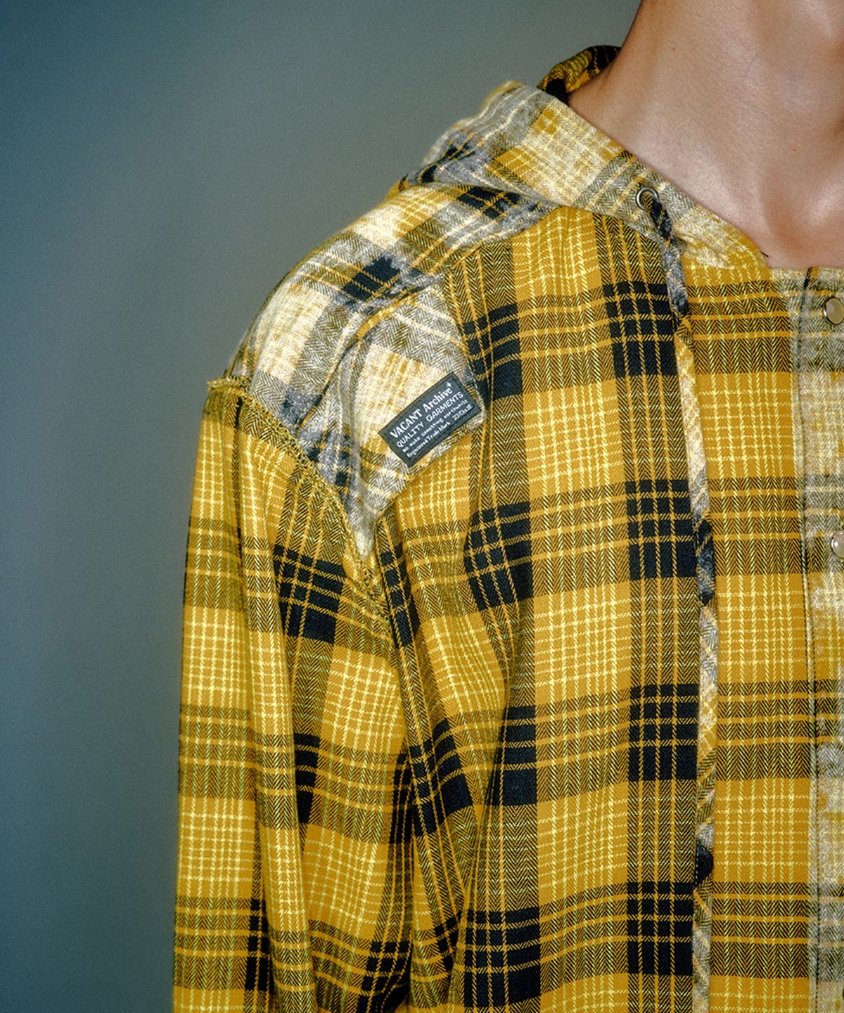 베이컨트 아카이브(VACANT ARCHIVE) MAHA CHECK HOODIE SHIRT (2COLOR)