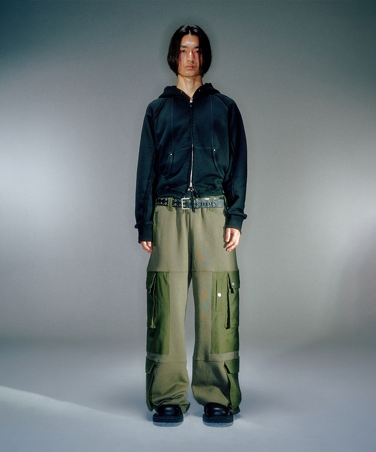 베이컨트 아카이브(VACANT ARCHIVE) CAESAR MILITARY SWEAT PANTS (2COLOR)