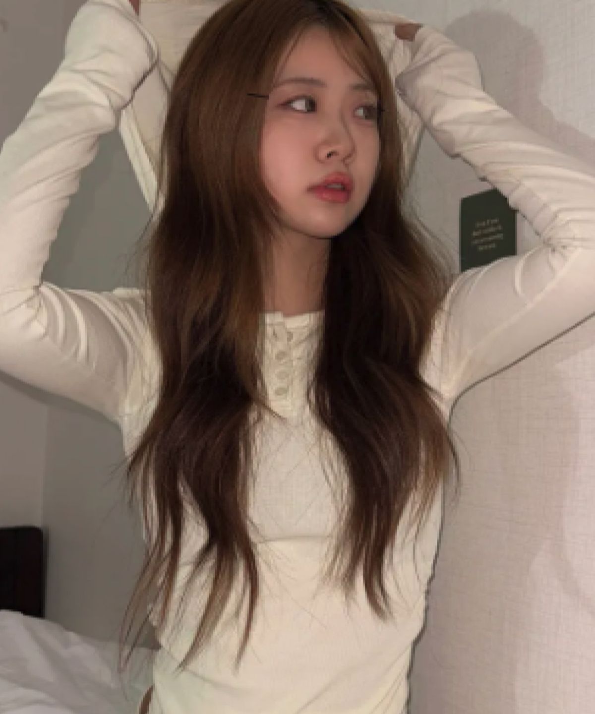 로긴 앤 로지(ROGIN N ROSIE) Henley Neck Slim-Fit Hooded Long Sleeve Ivory