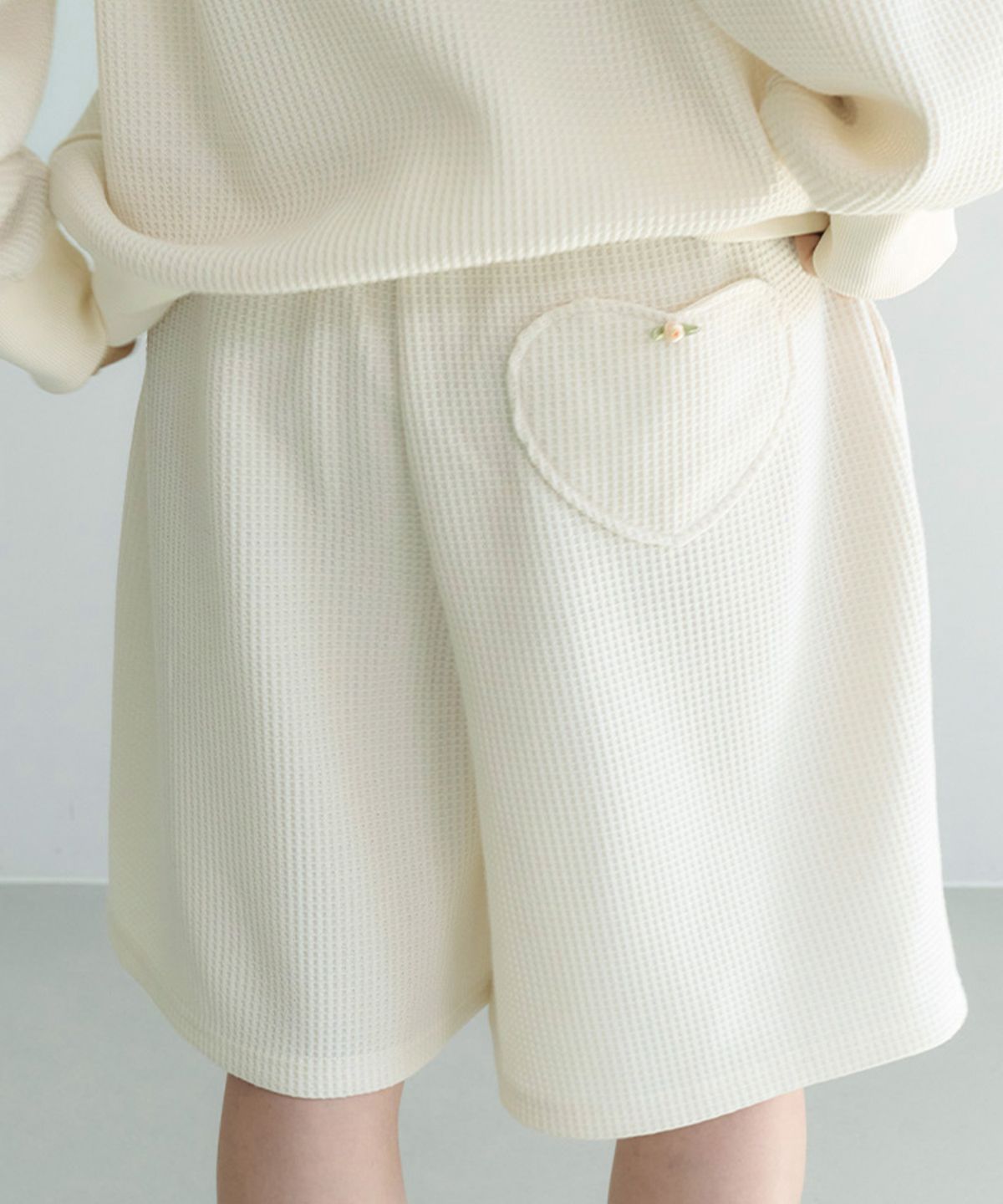 펀프롬펀(FUNFROMFUN) Dumbo_Waffle Shorts (Cream)