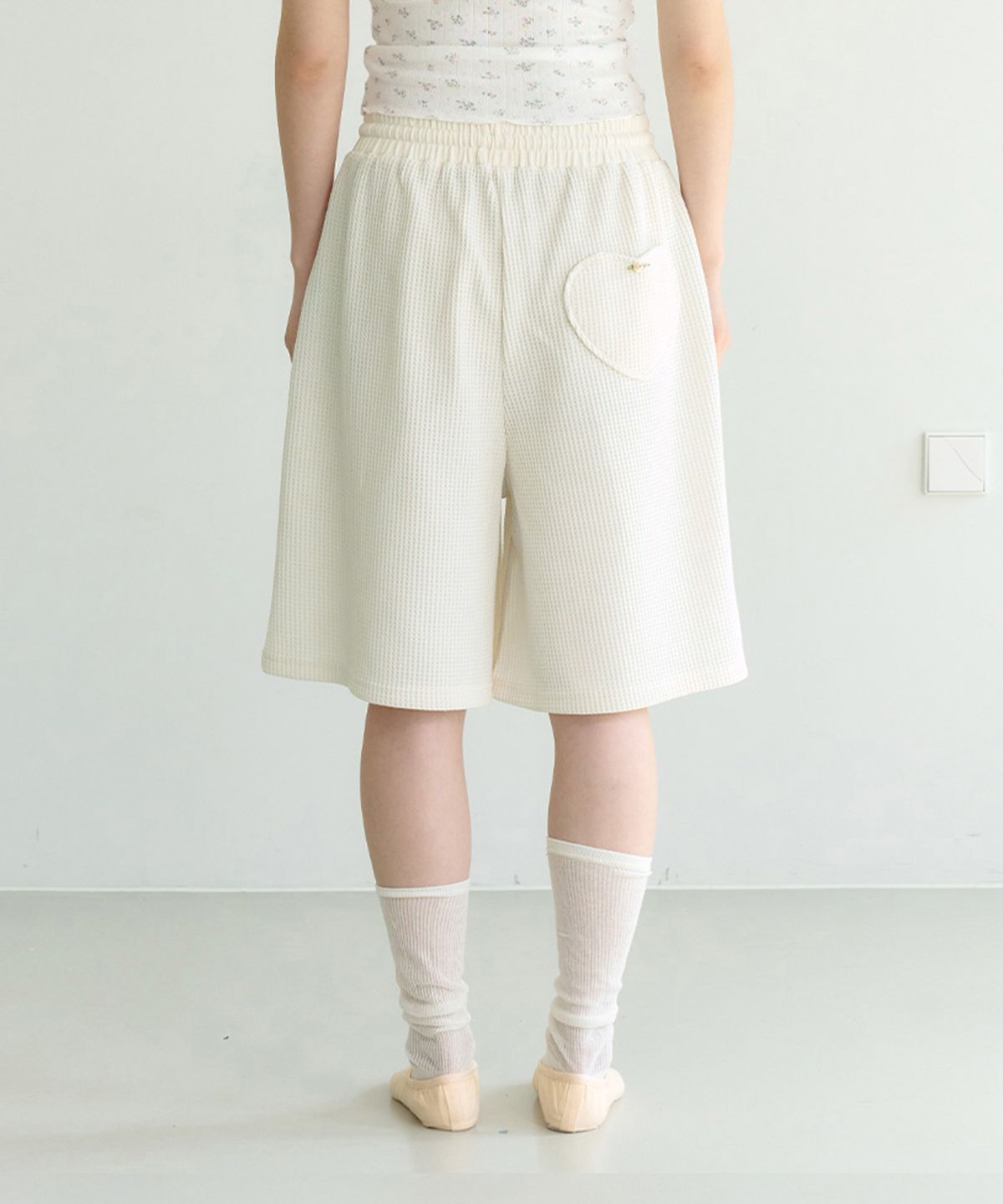 펀프롬펀(FUNFROMFUN) Dumbo_Waffle Shorts (Cream)