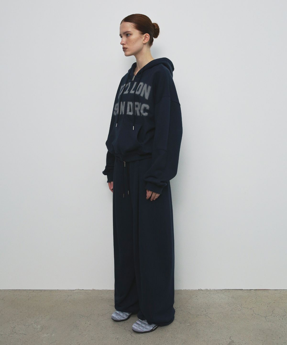 샌드릭(SANDRIC) OVERFIT SWEAT PANTS_NAVY