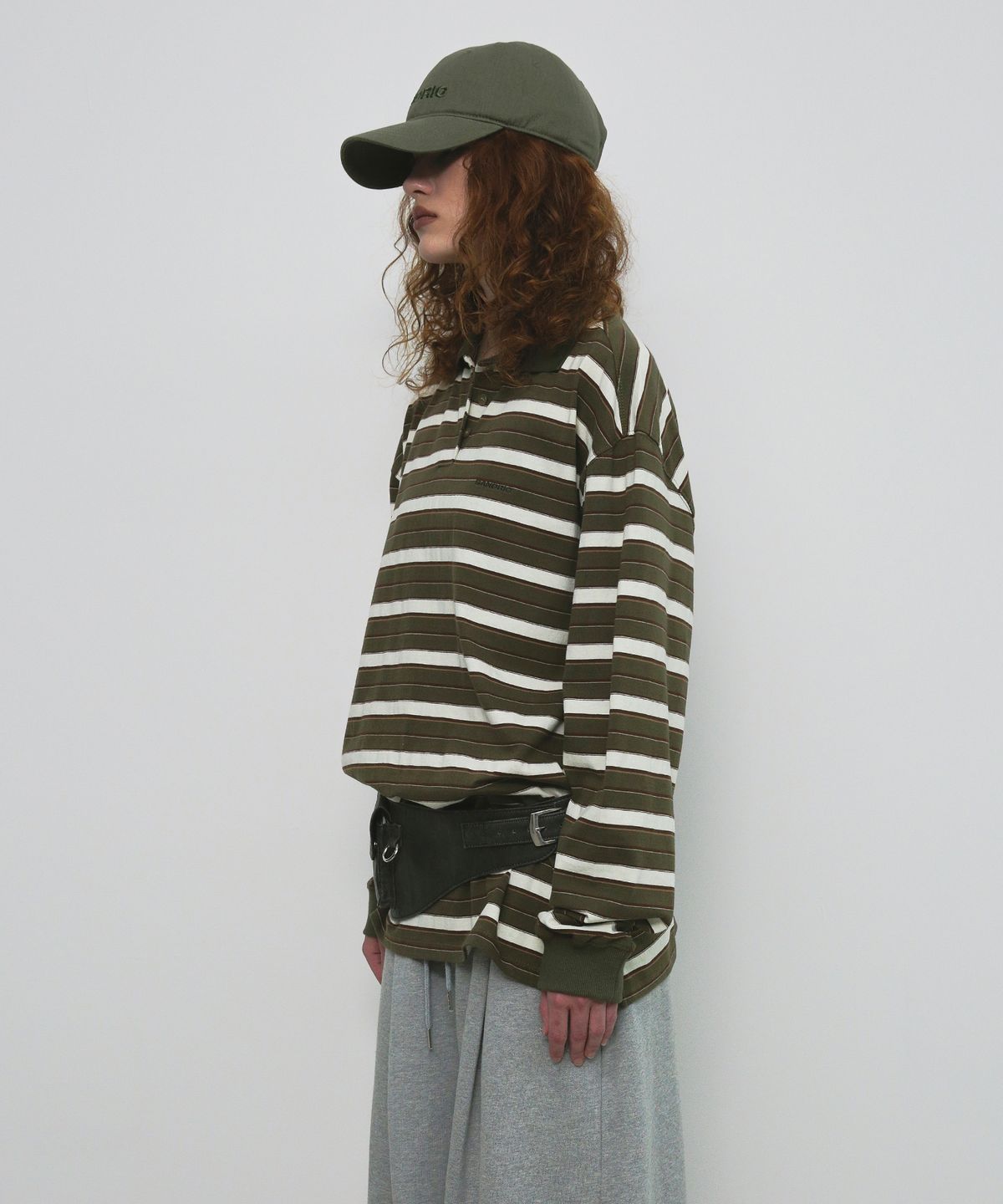 샌드릭(SANDRIC) STRIPE OVERFIT COLLAR T-SHIRT_KHAKI