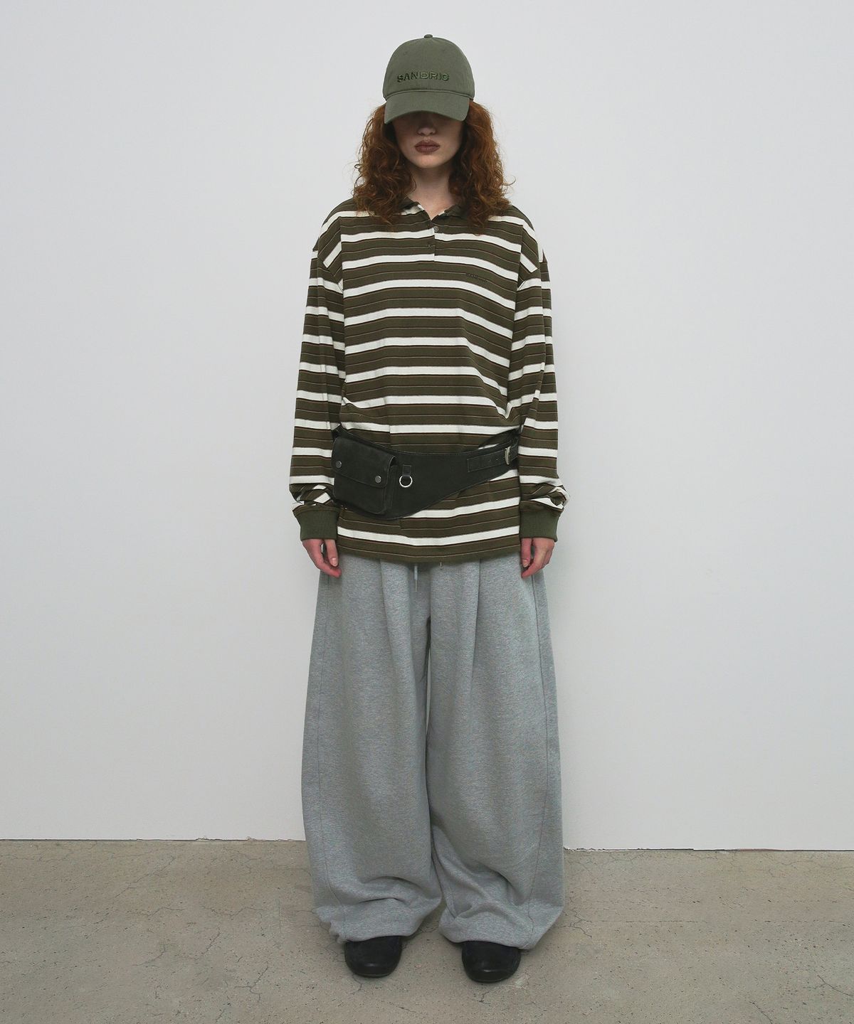 샌드릭(SANDRIC) STRIPE OVERFIT COLLAR T-SHIRT_KHAKI