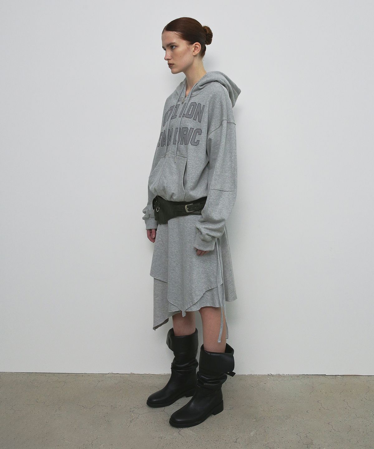 샌드릭(SANDRIC) UNBALANCED STRING MIDI SKIRT_MELANGE GREY