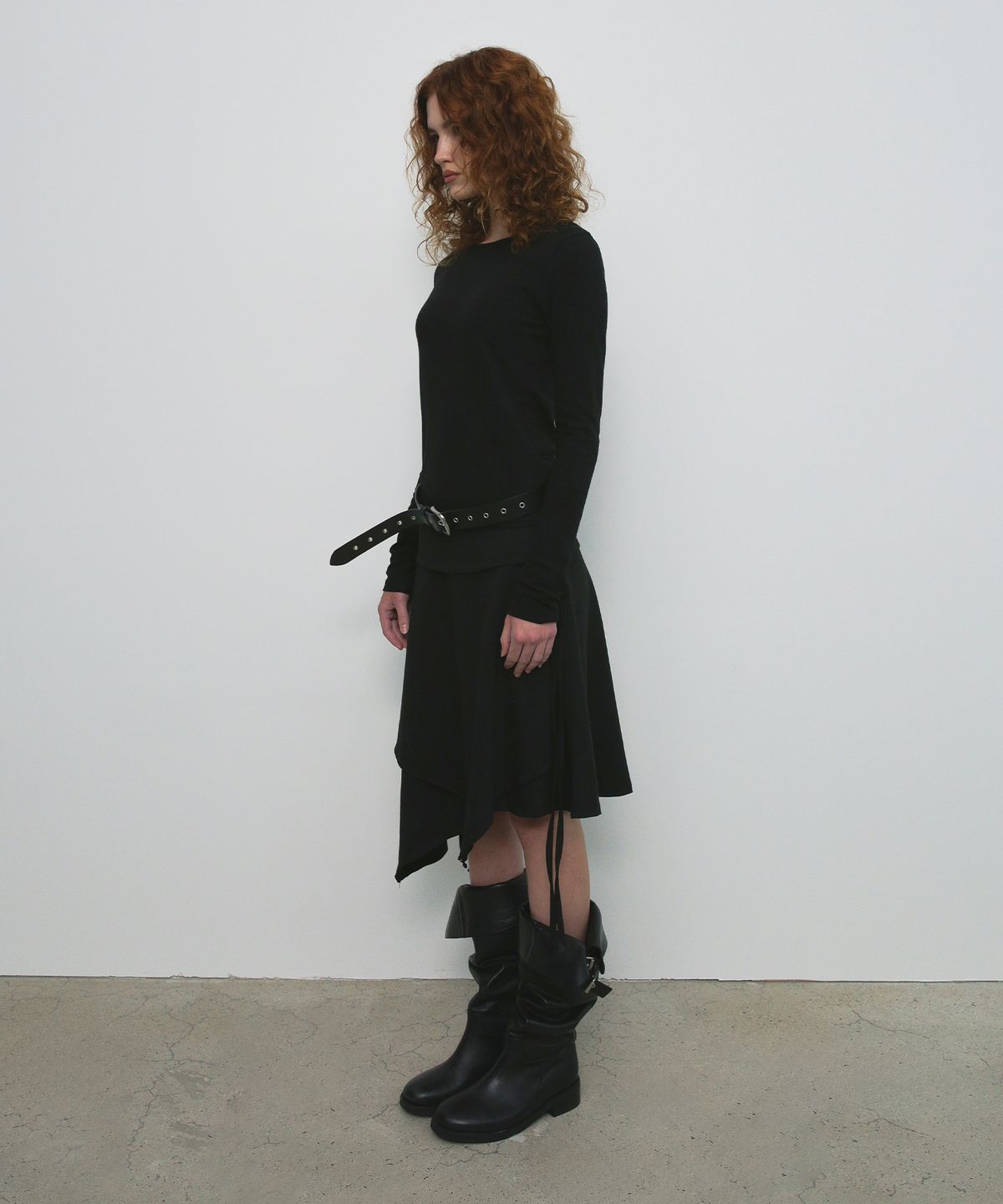 샌드릭(SANDRIC) UNBALANCED STRING MIDI SKIRT_BLACK