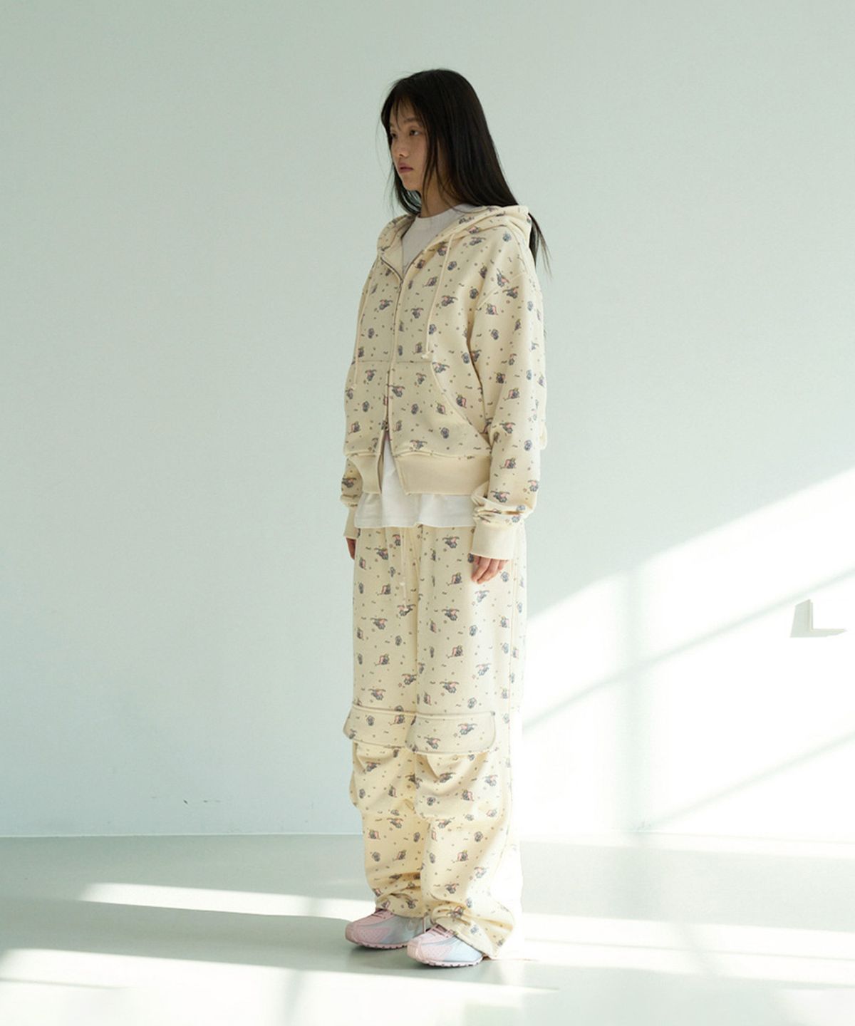 펀프롬펀(FUNFROMFUN) Dumbo_Pocket Sweat Pants (Butter)