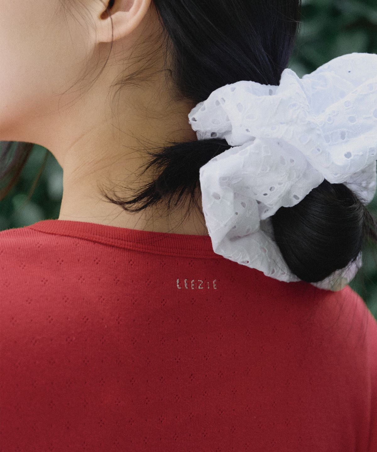 리지(LEEZIE) 볼륨 레이스 스크런치 (2컬러)
