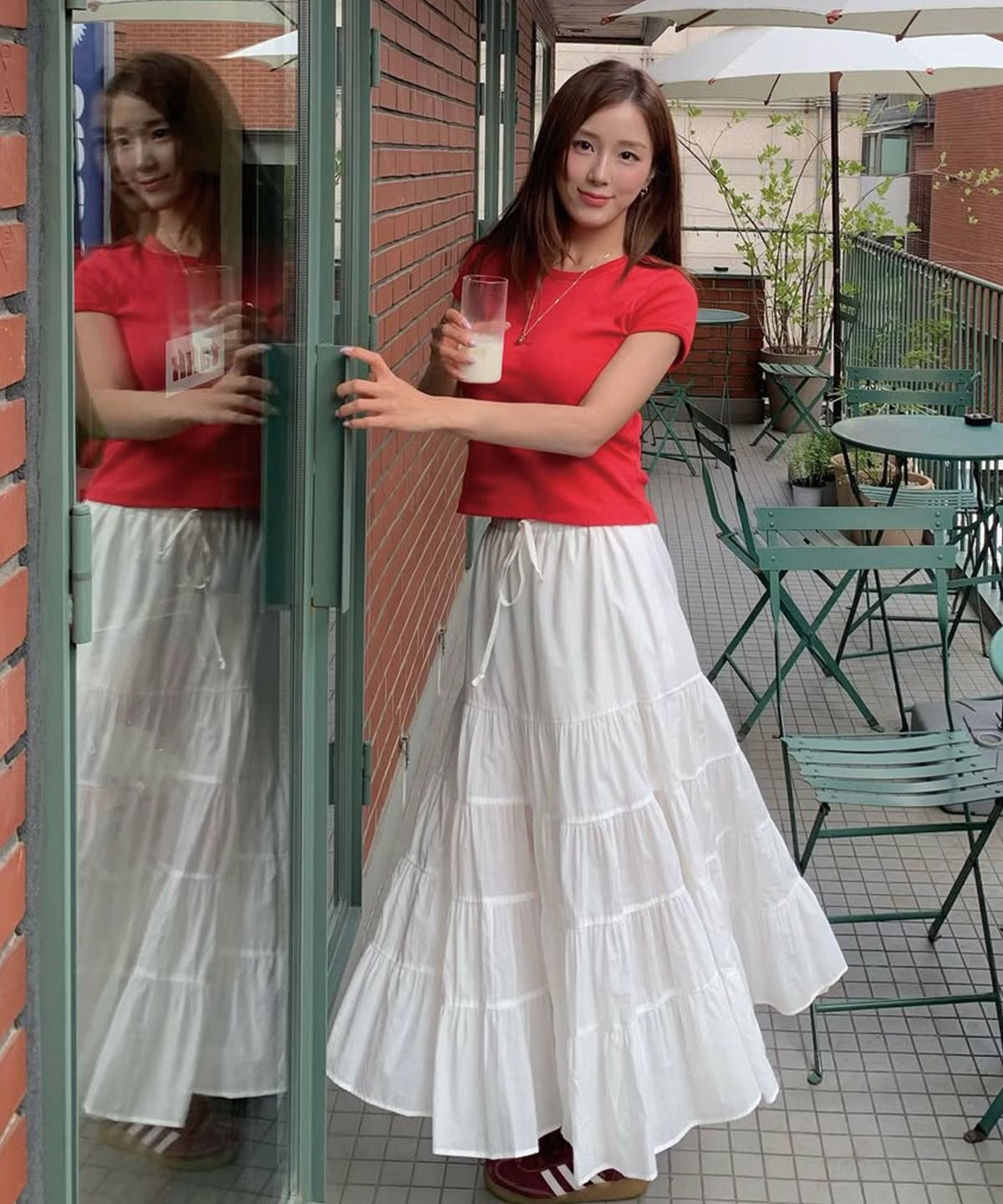 리지(LEEZIE) 셔링 롱 티어드 스커트 (오프화이트)