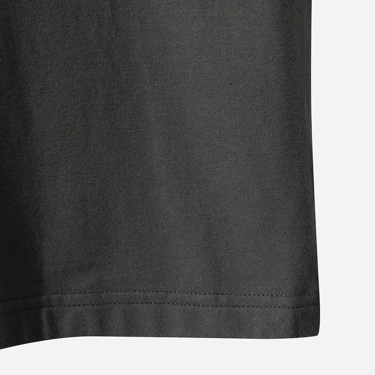 디오디(DOD) 레터링 제나두 긴팔 티셔츠(D.CHARCOAL GREY)