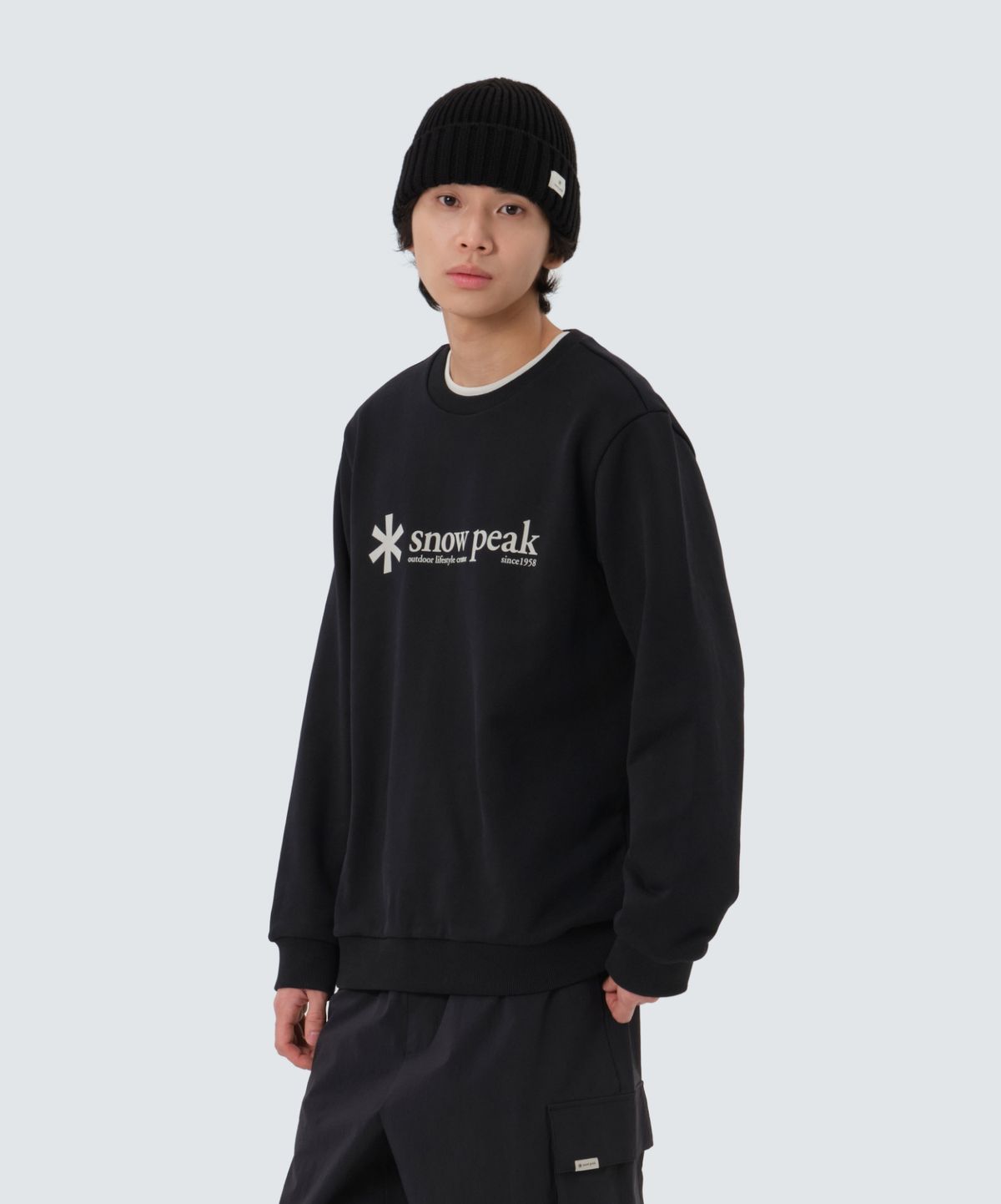스노우피크 어패럴(SNOWPEAK APPAREL) 빅로고 맨투맨 (S25FMFHT68) Black