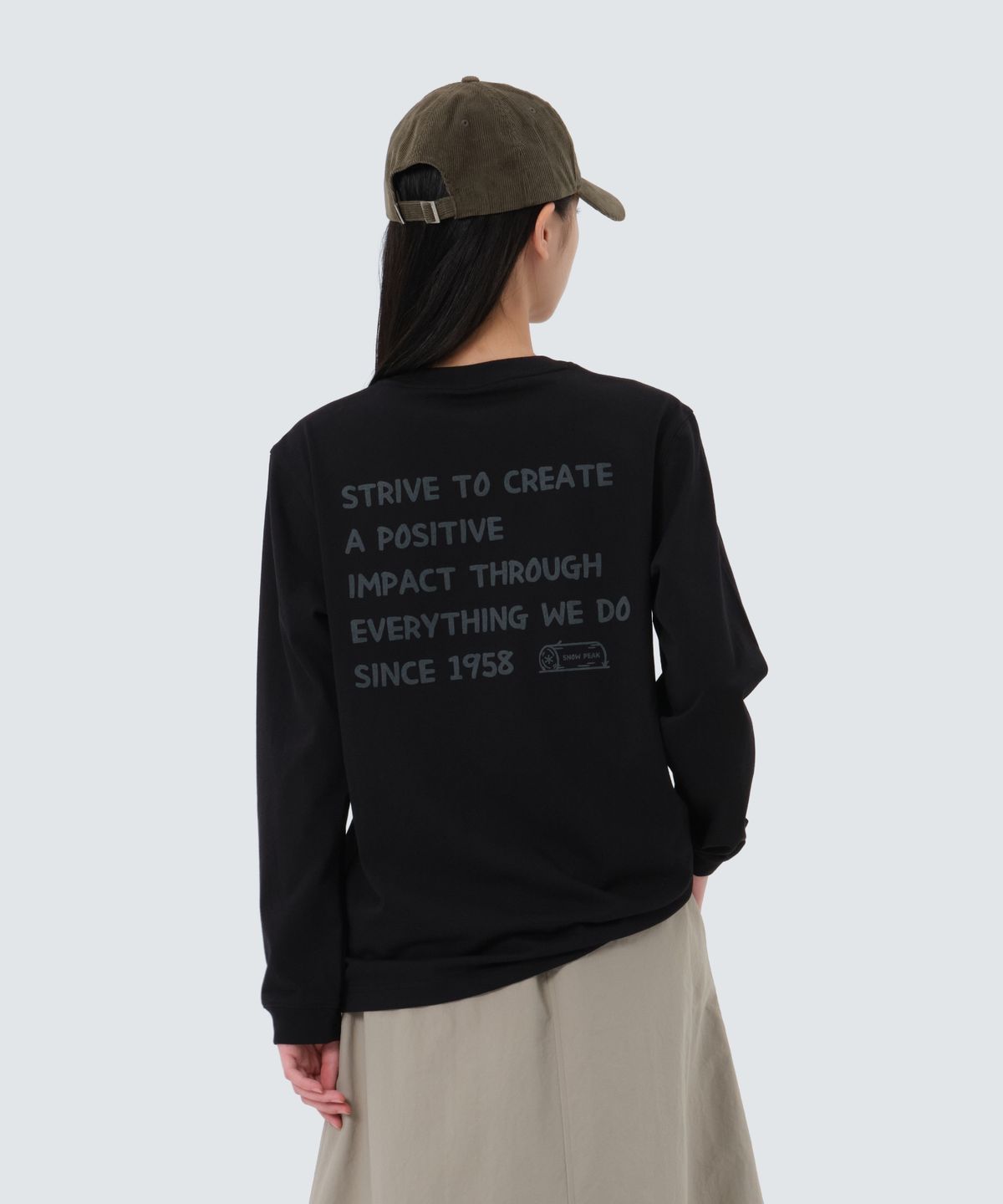 스노우피크 어패럴(SNOWPEAK APPAREL) 에어로히트 레터링 긴팔 티셔츠 (S25FUFTL24) Black