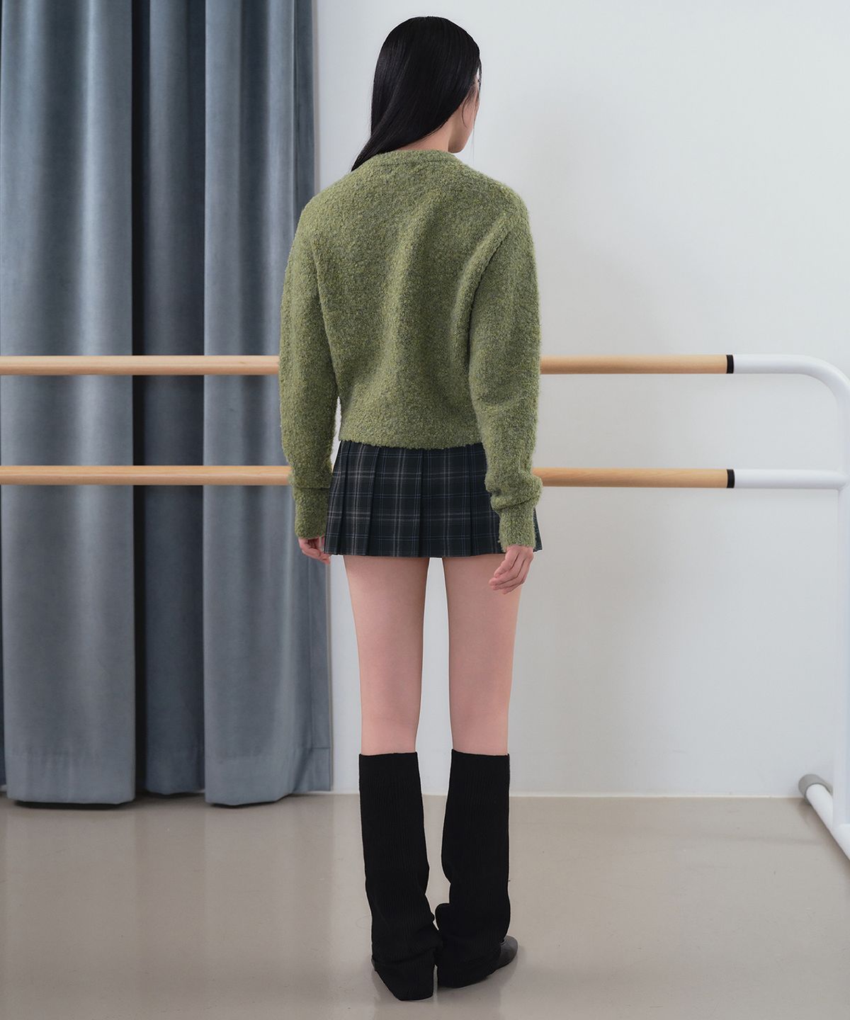 무신사 스탠다드 우먼(MUSINSA STANDARD WOMAN) 우먼즈 체크 플리츠 미니 스코츠 [블랙]