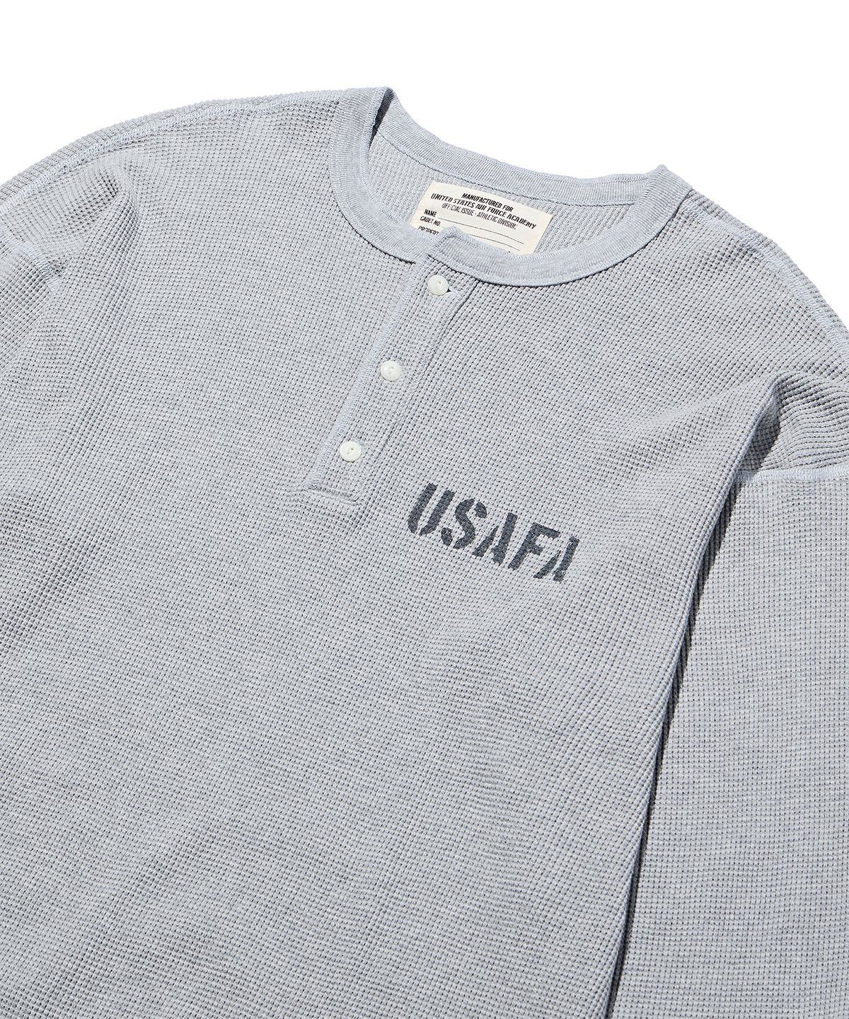 디스커스 애슬레틱(DISCUS ATHLETIC) USAFA 로고 와플 헨리넥 롱 슬리브 티셔츠 멜란지 그레이